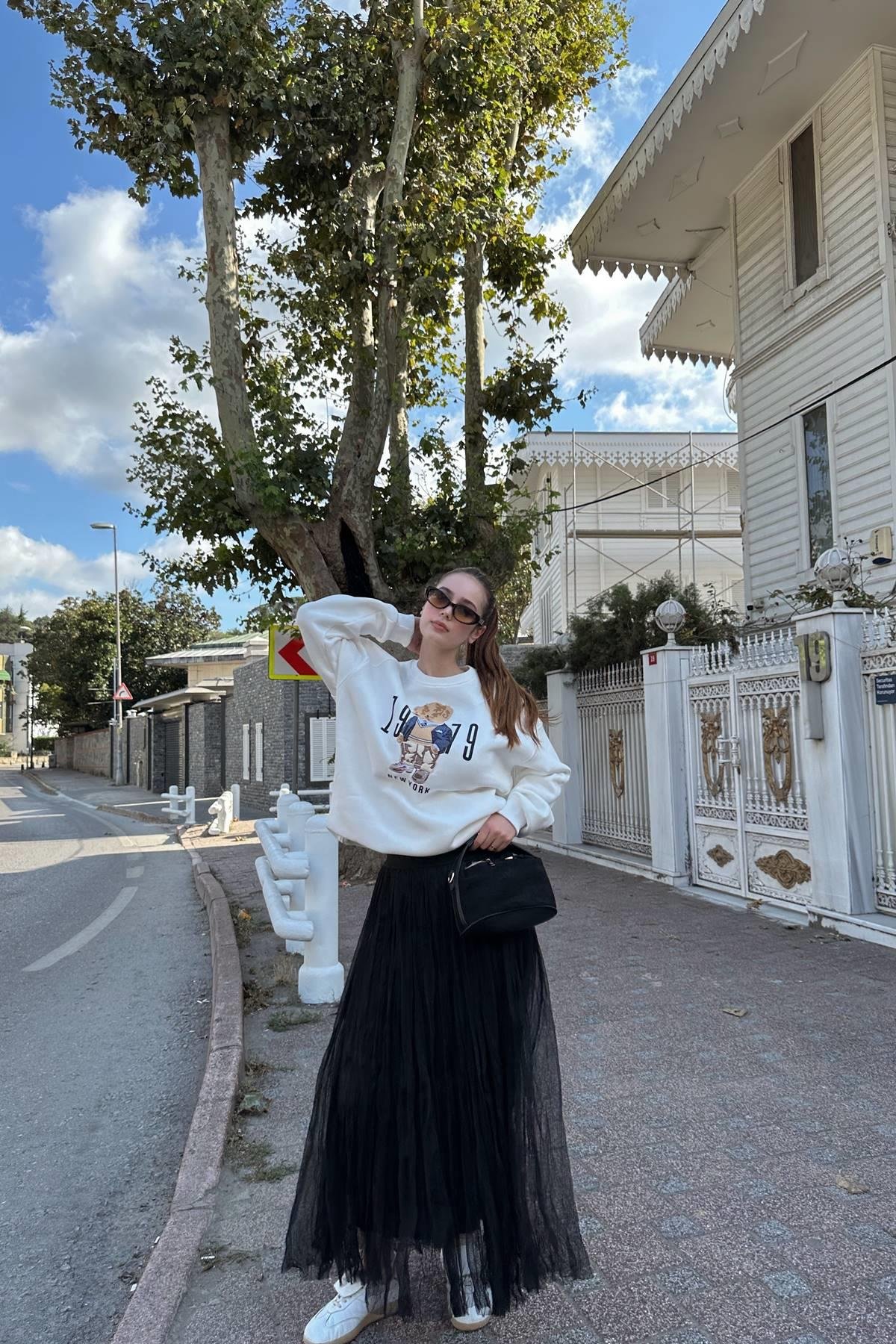 TÜL DETAY KRAŞLI ETEK