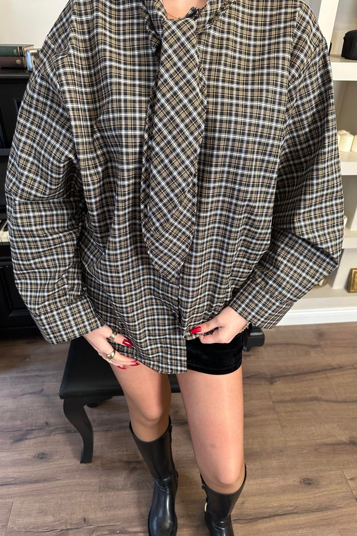 EKOSE DESEN FULARLI GÖMLEK