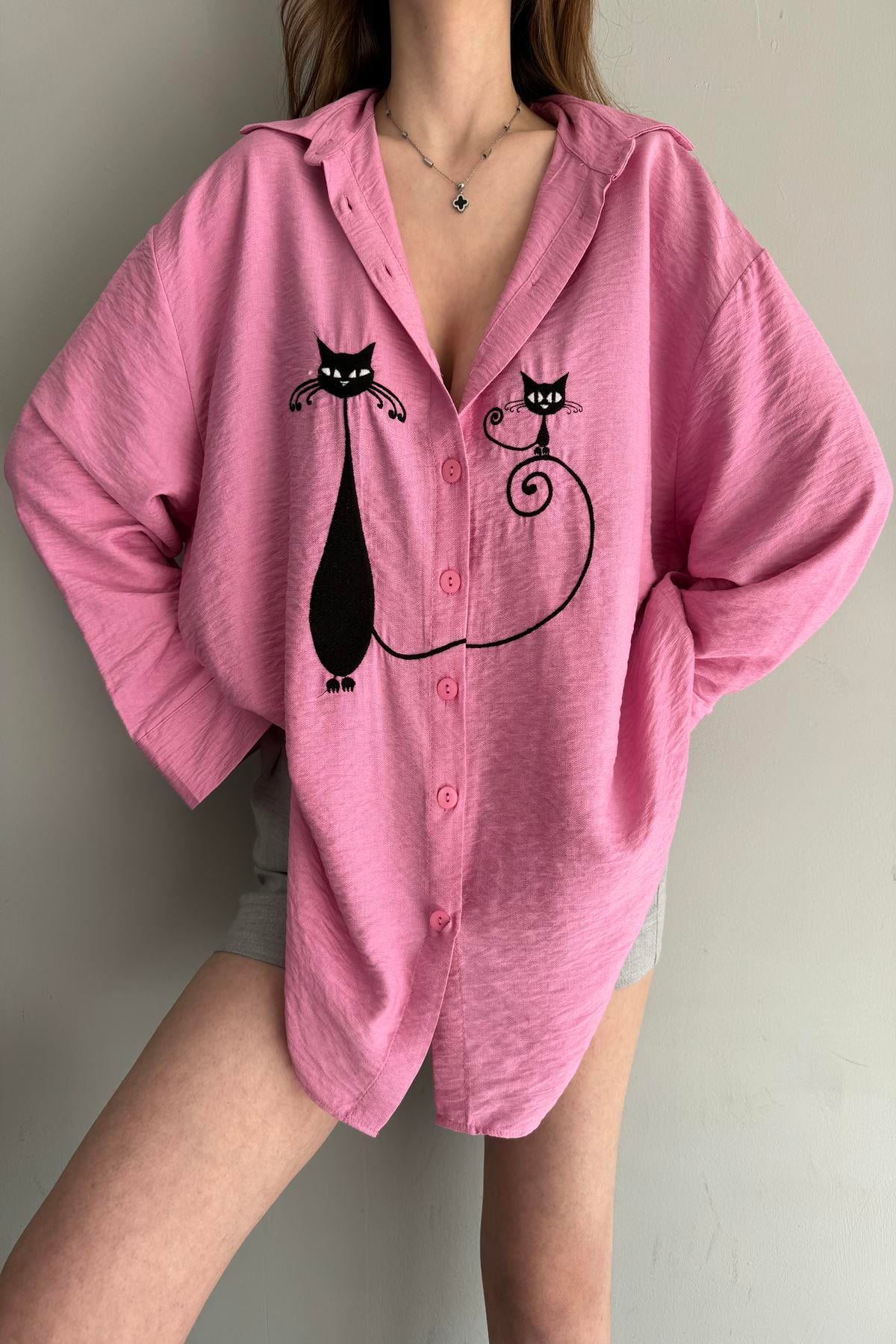ÖNÜ NAKIŞ DETAY OVERSİZE GÖMLEK