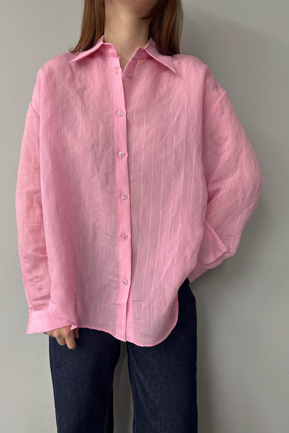 OVERSİZE UZUN KOLLU GÖMLEK
