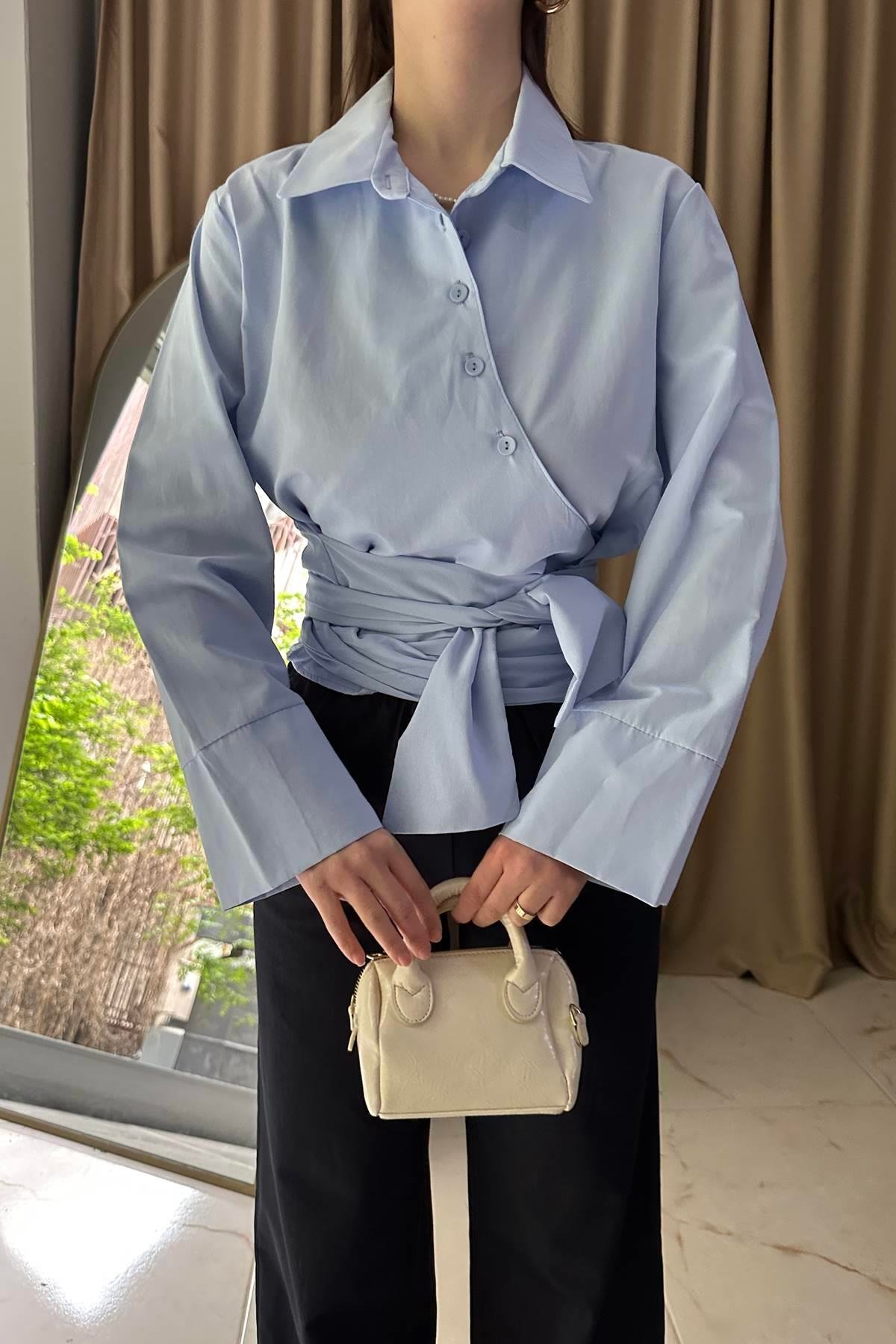 VEREV PATLI BAĞLAMA DETAYLI BLUZ