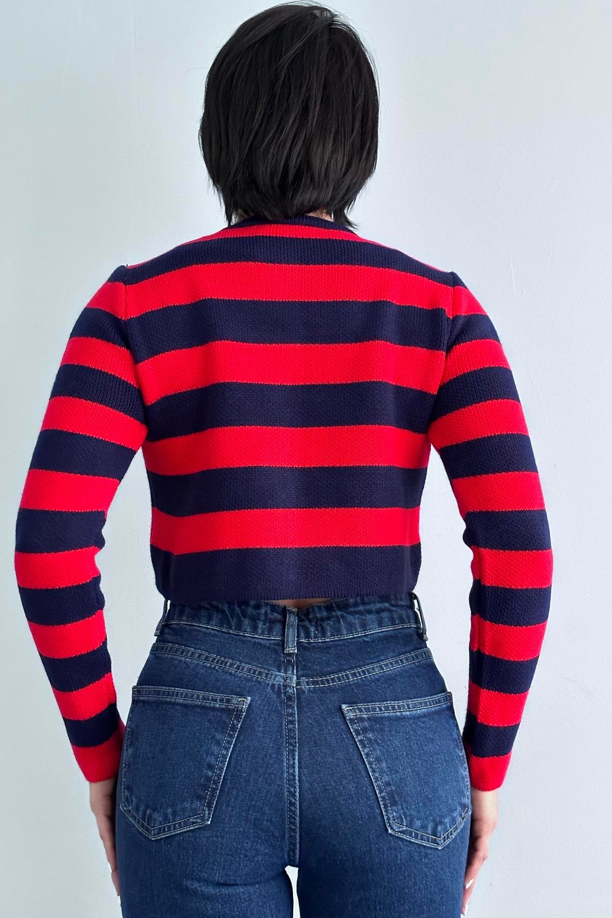 ÇİZGİLİ CROP HIRKA
