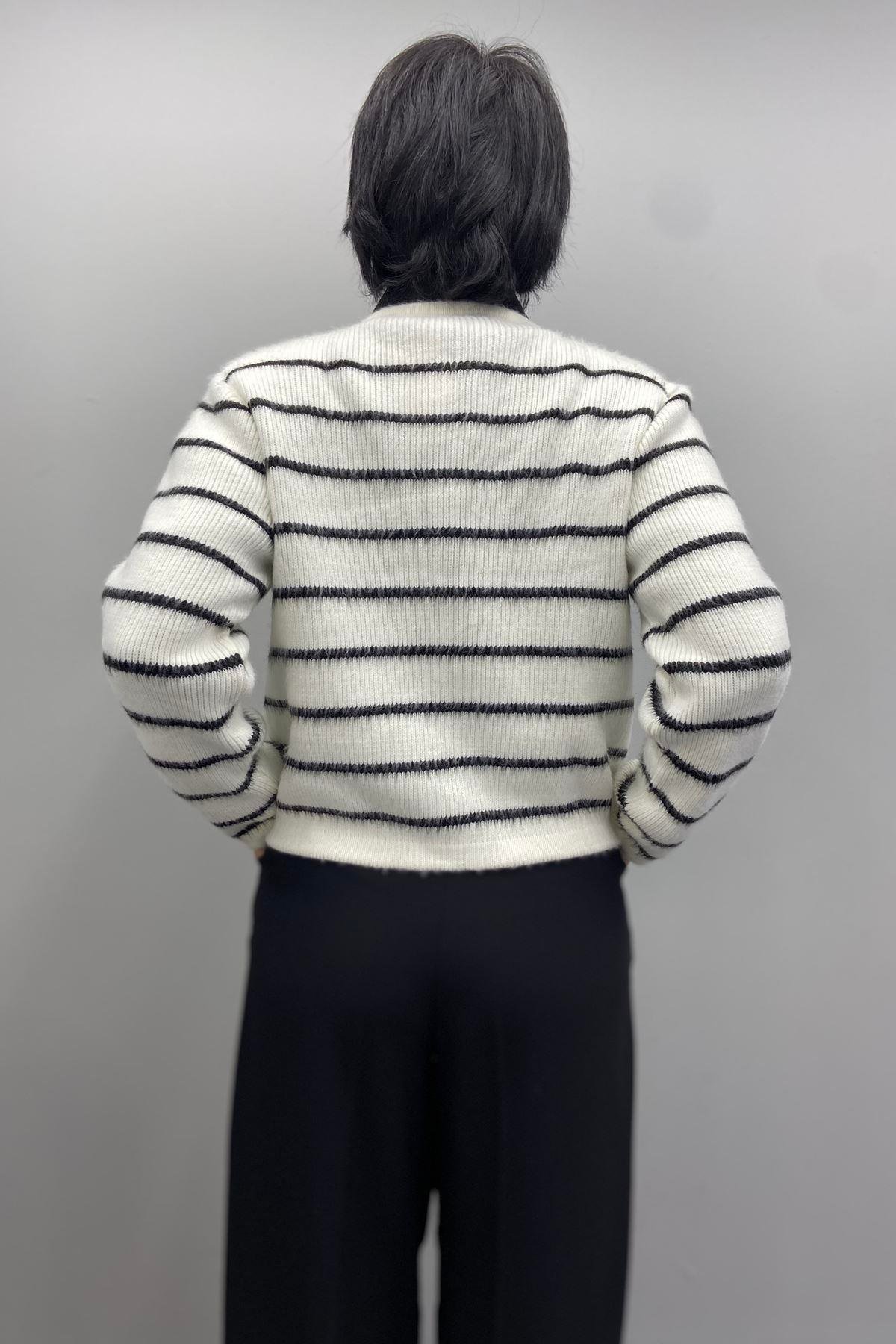 ÇİZGİLİ ŞARDONLU HIRKA