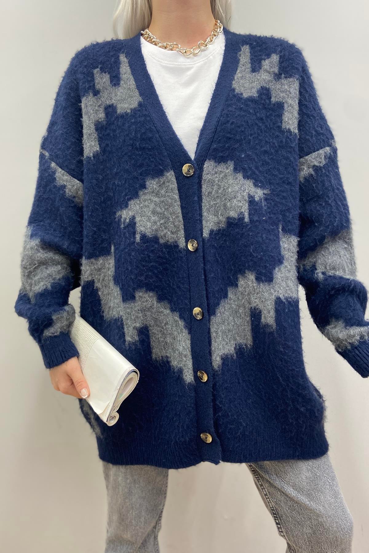 DESENLİ ŞARDONLU HIRKA