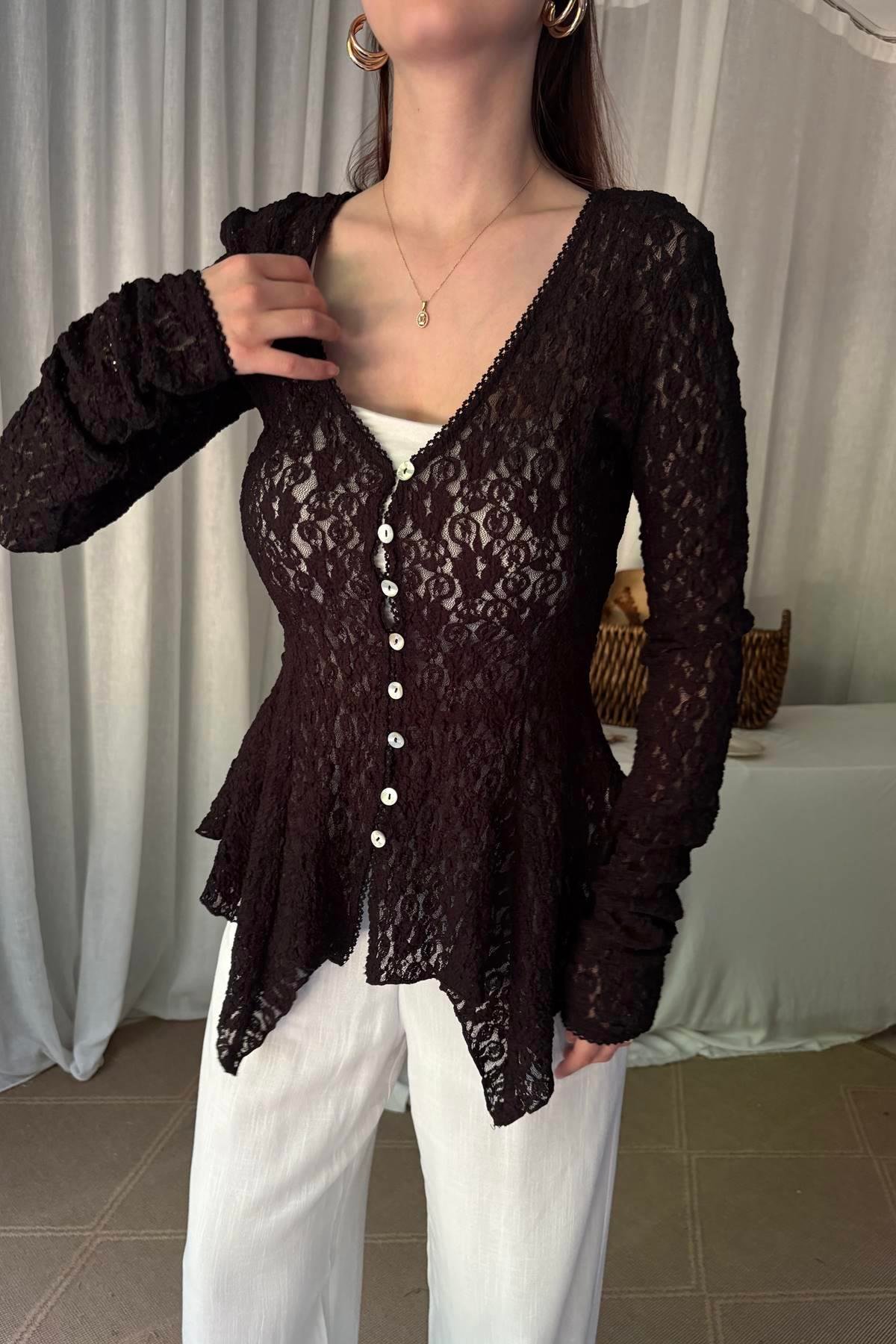 DÜĞMELİ PEPLUM DANTEL HIRKA