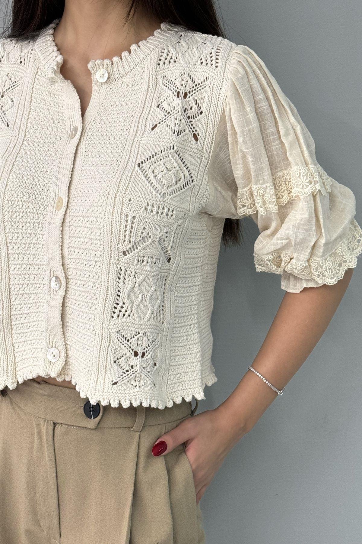 GARNİLİ TRIKO HIRKA