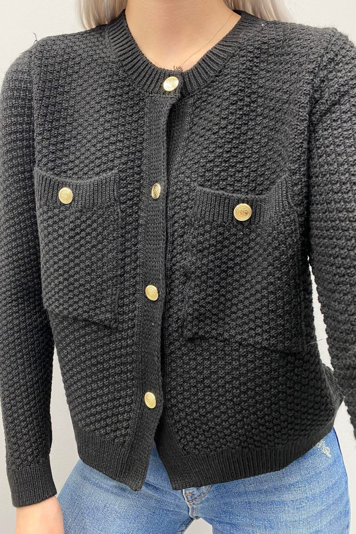 GOLD DÜĞME DETAYLI HIRKA