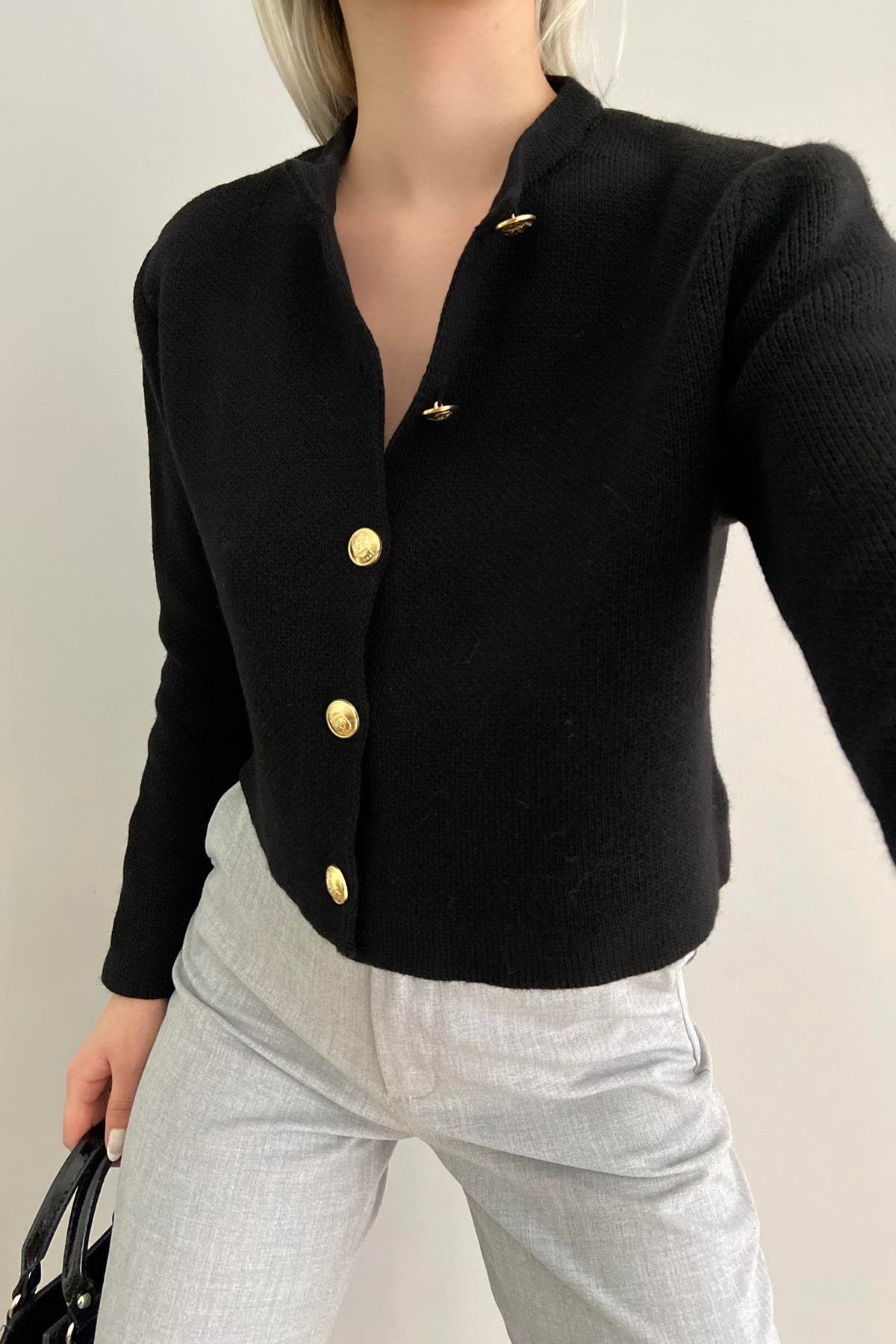 GOLD DÜĞMELİ KISA HIRKA