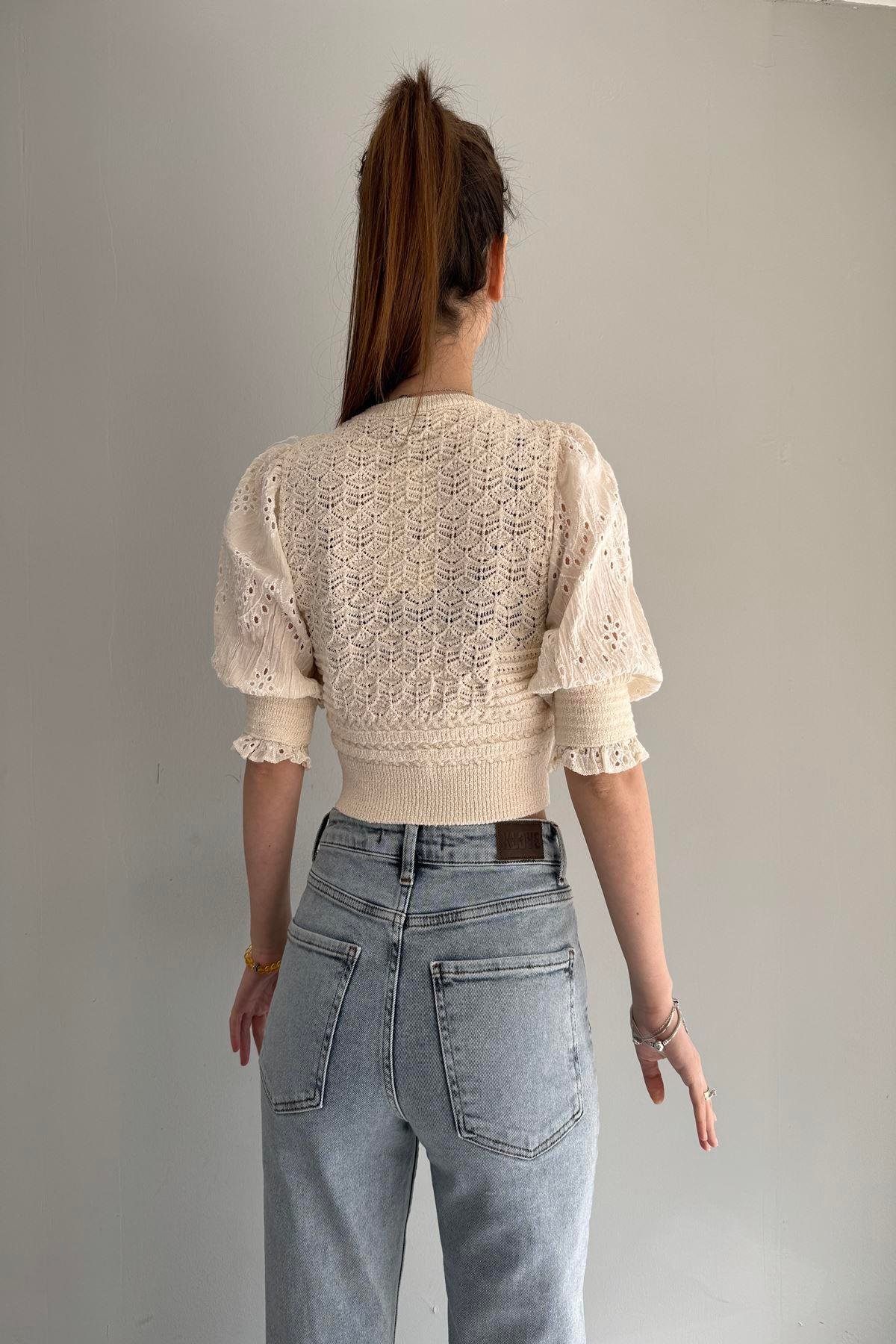 KOLLARI BRODE DETAY CROP HIRKA