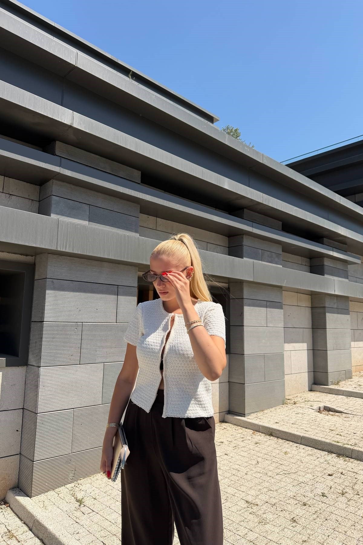 PULLU METALİK İP TRIKO HIRKA
