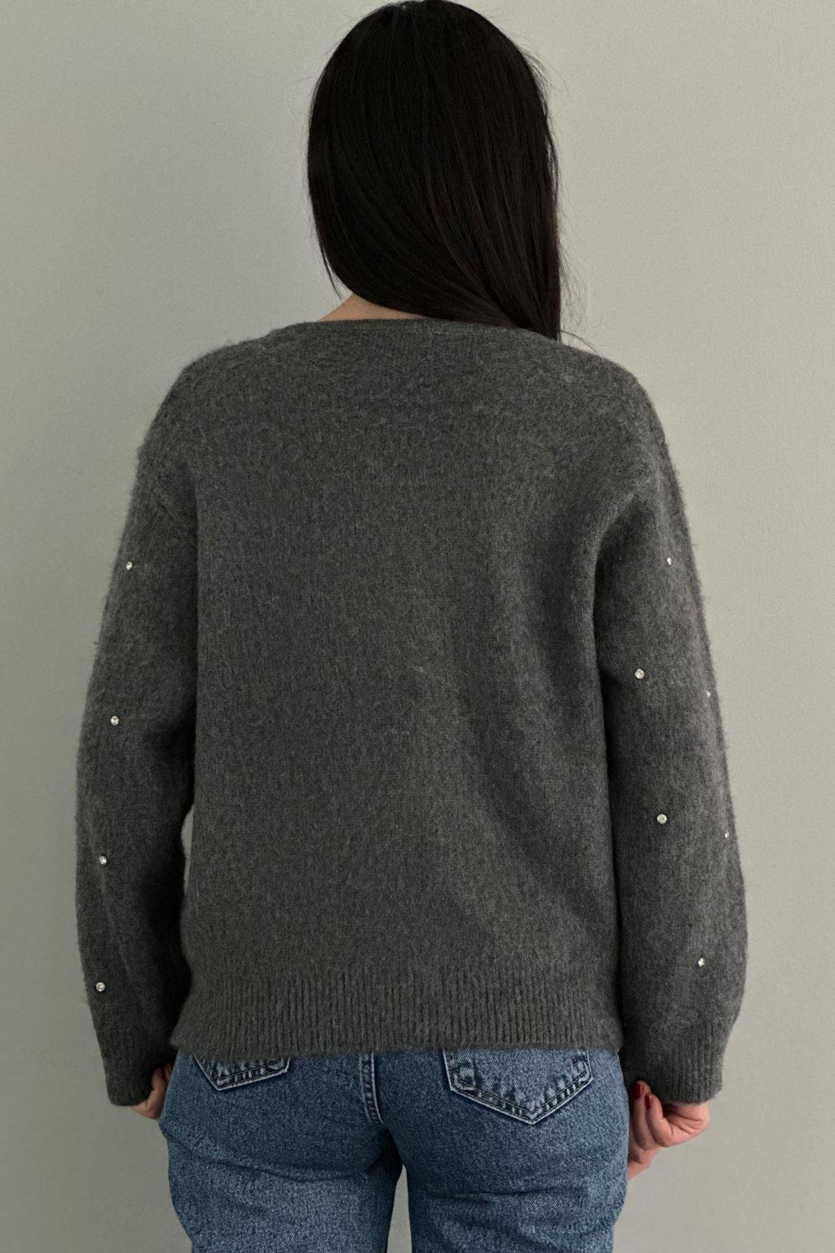 TAŞ DETAYLI FERMUARLI HIRKA
