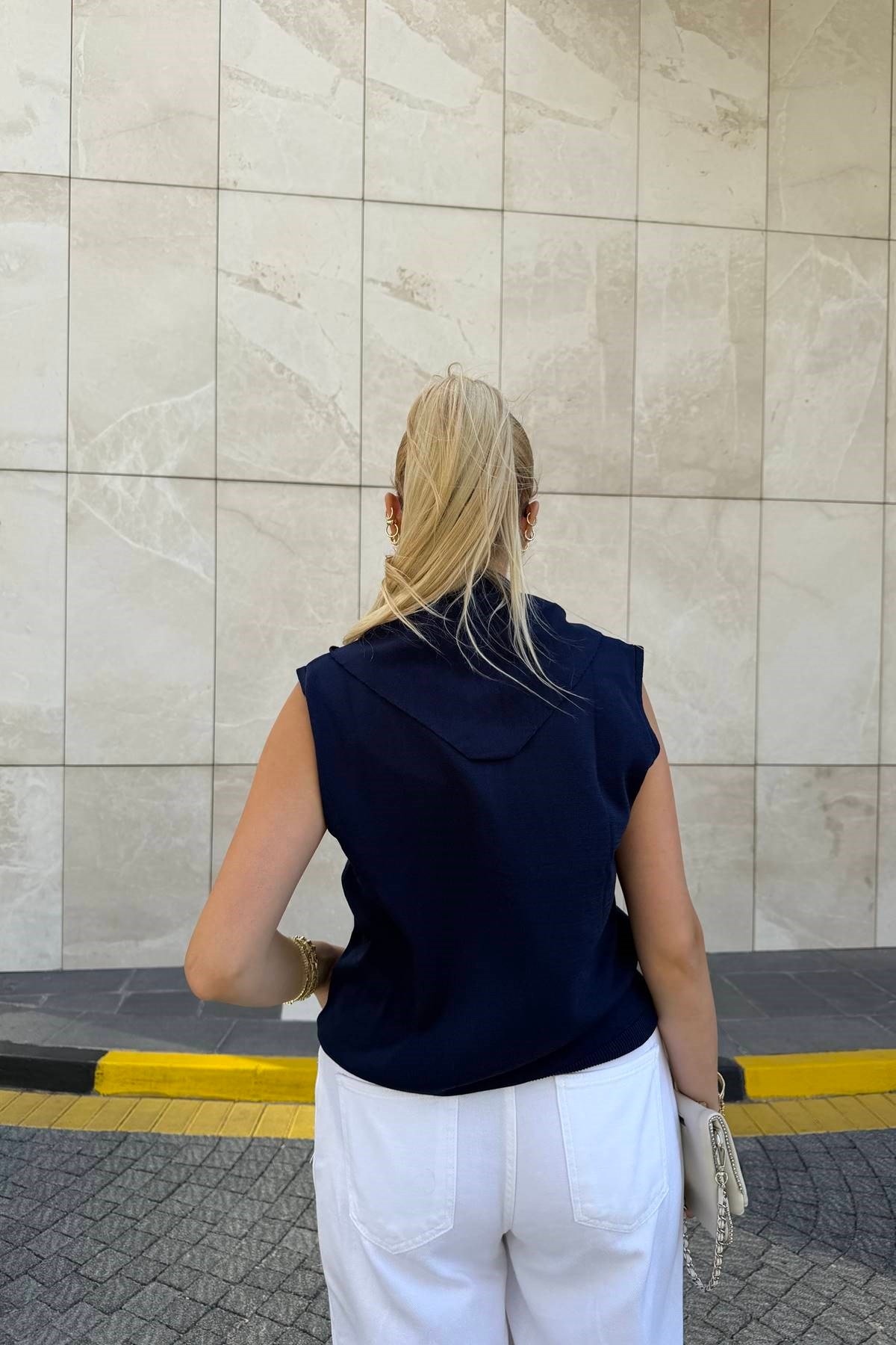 TRIKO HIRKA