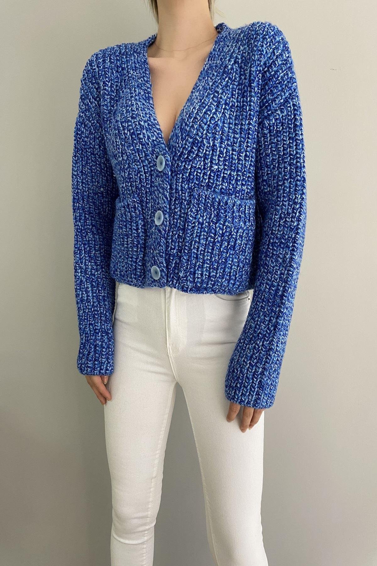 V YAKA CROP HIRKA