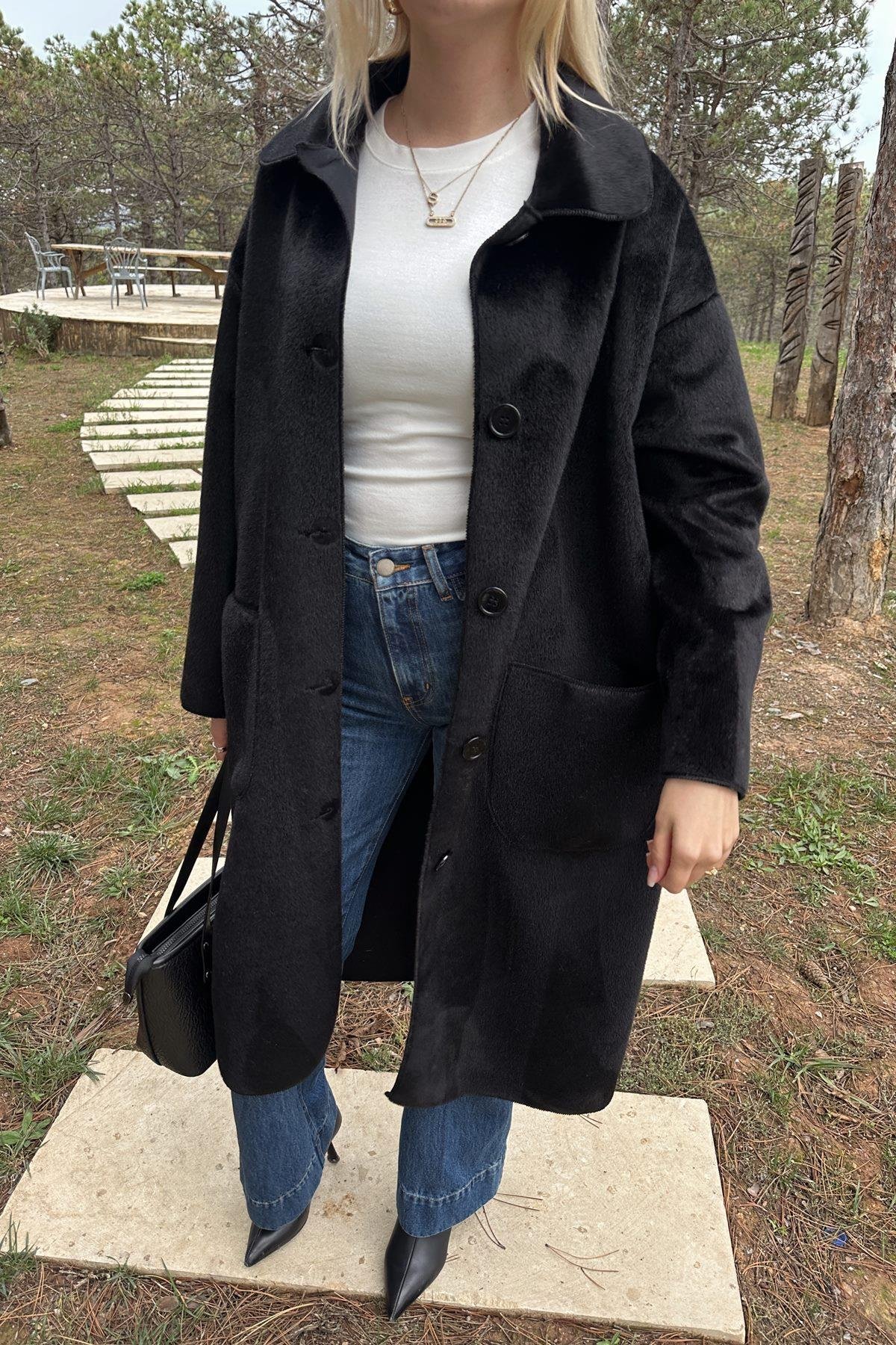 BEBE YAKA CEPLİ OVERSİZE KABAN