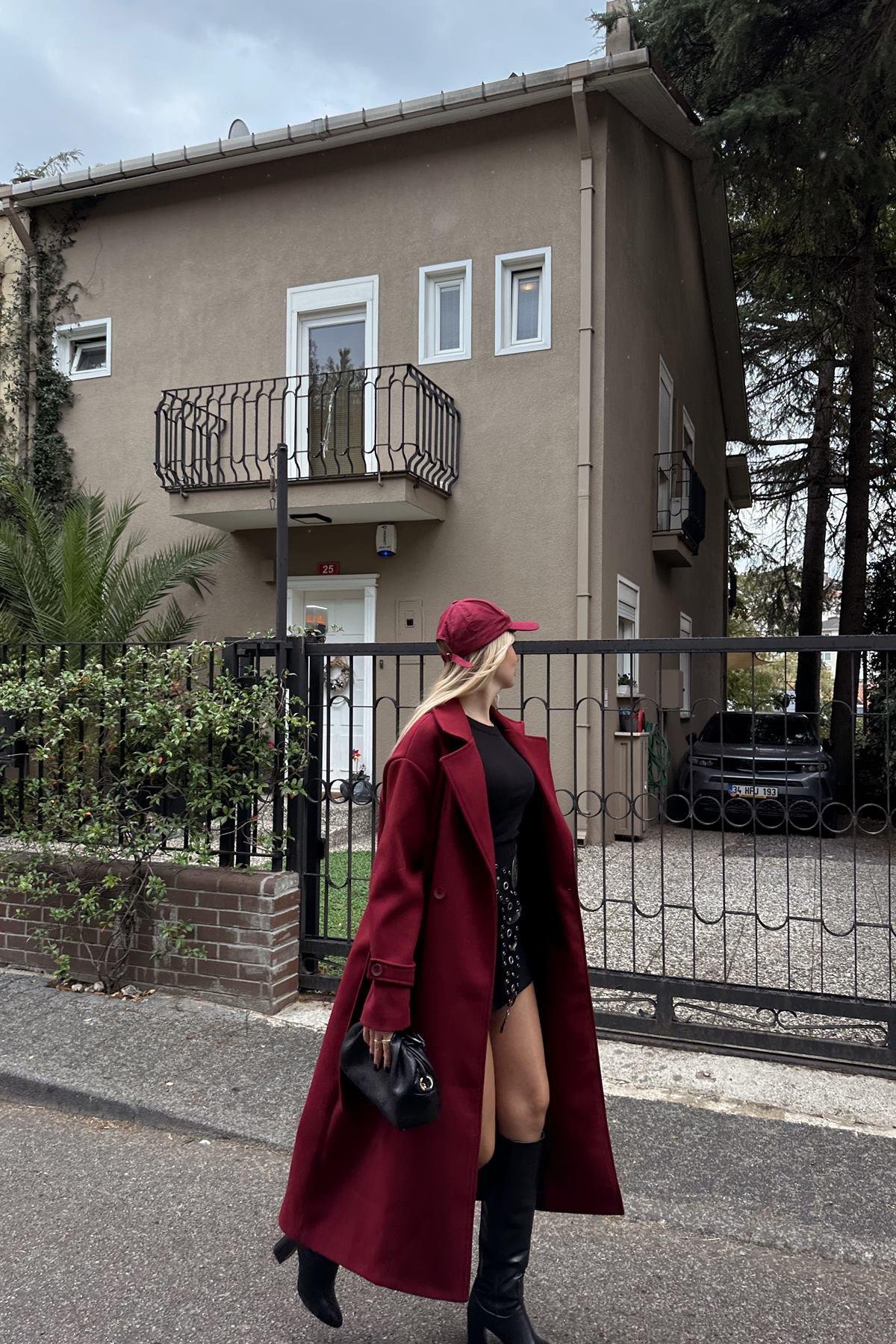KRUVAZE YAKA KAŞE KABAN