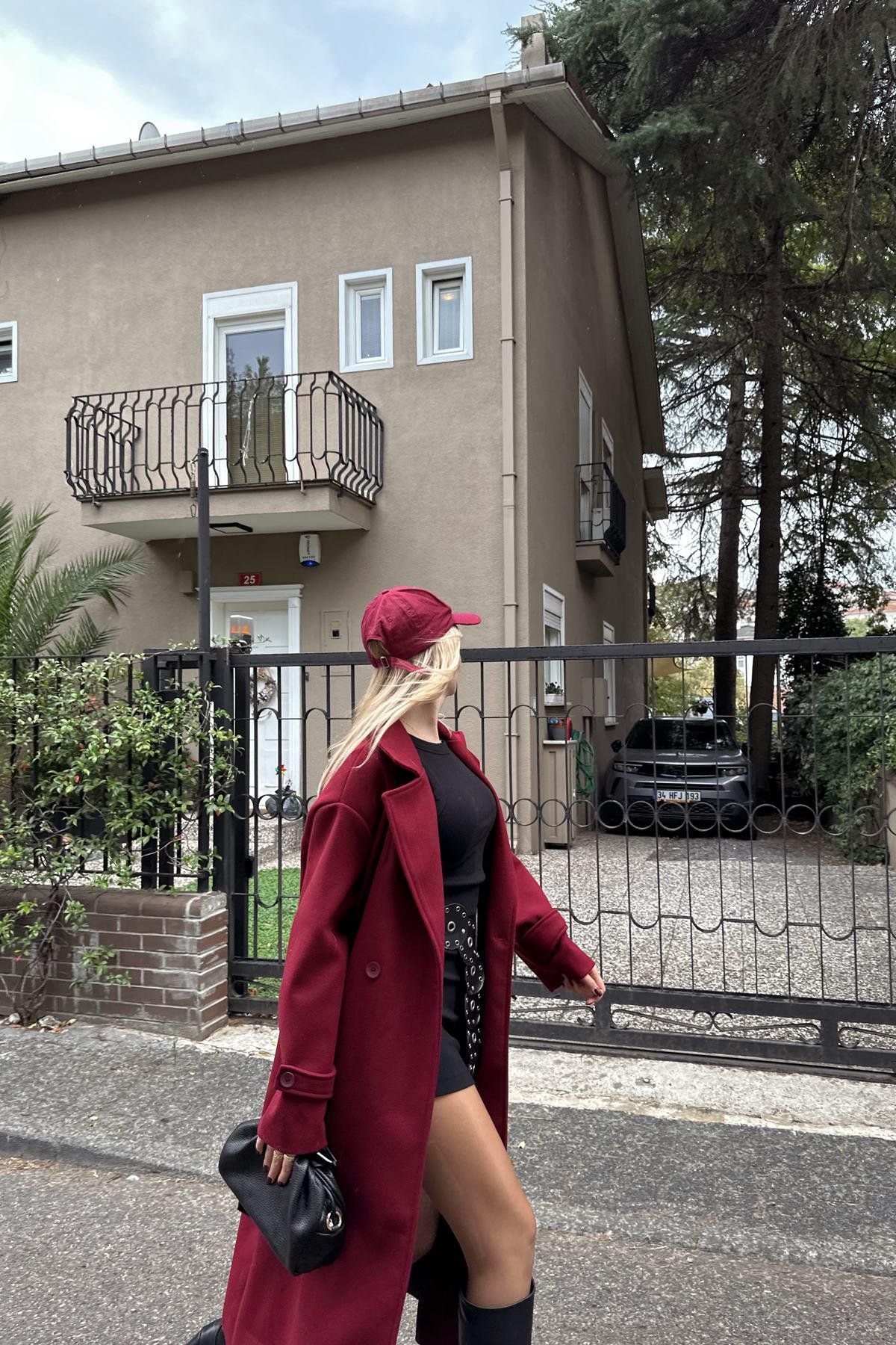 KRUVAZE YAKA KAŞE KABAN