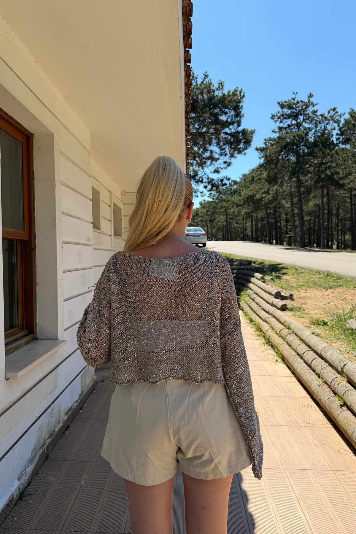 PARLAK TAŞLI BEACH CROP TOP
