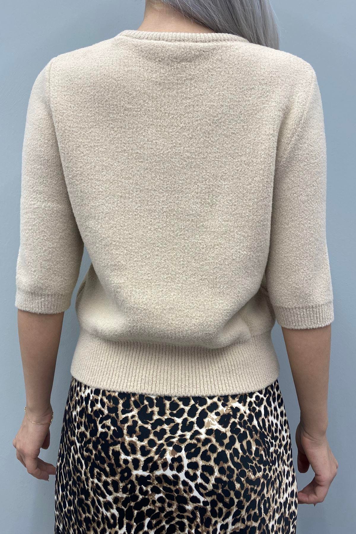 DİK YAKA YUMOŞ DOKULU CROP KAZAK