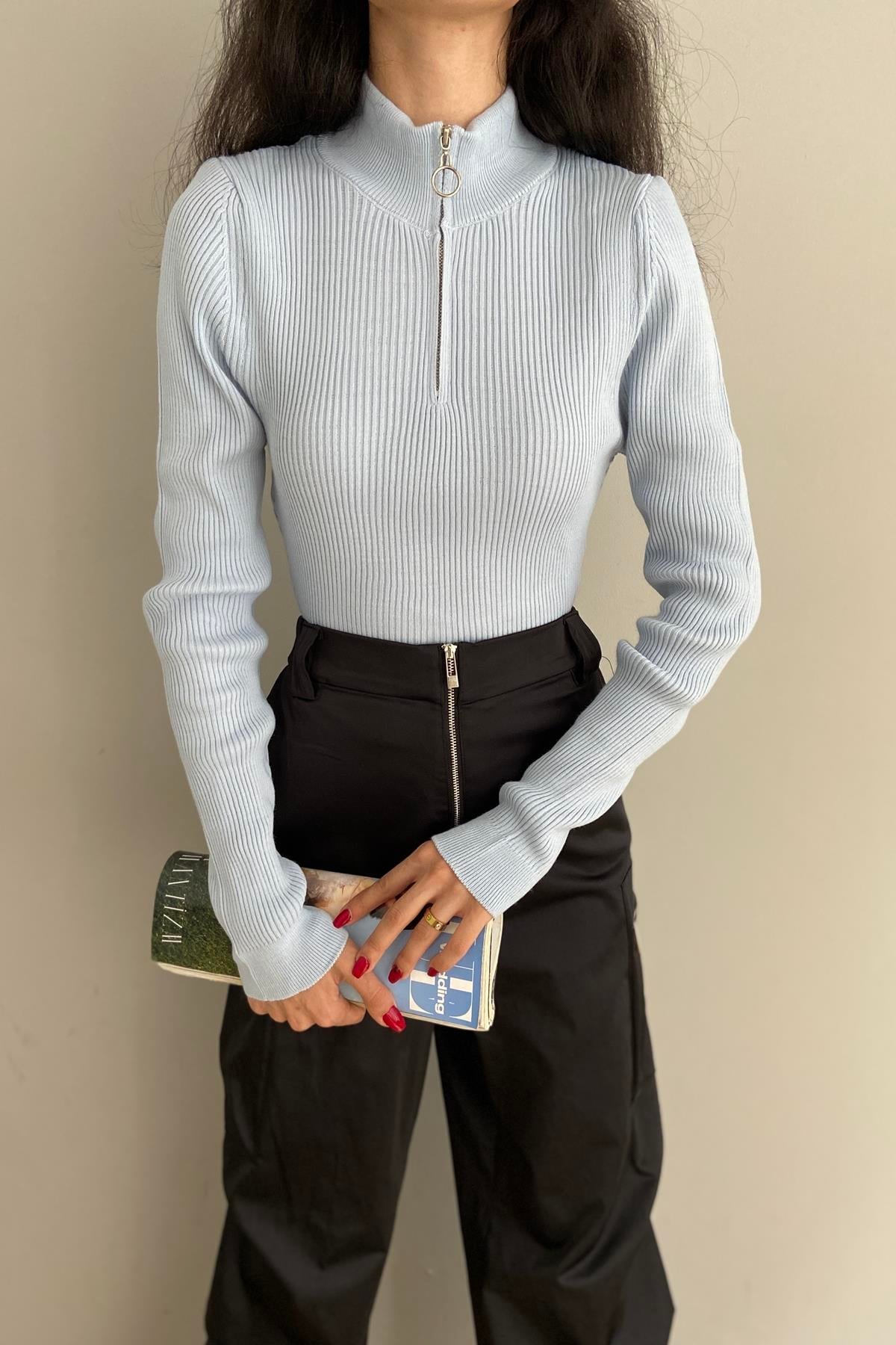 FITİLLİ FERMUARLI CROP TRIKO