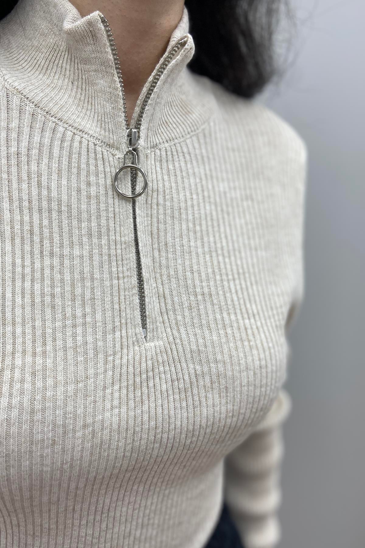 FITİLLİ FERMUARLI CROP TRIKO