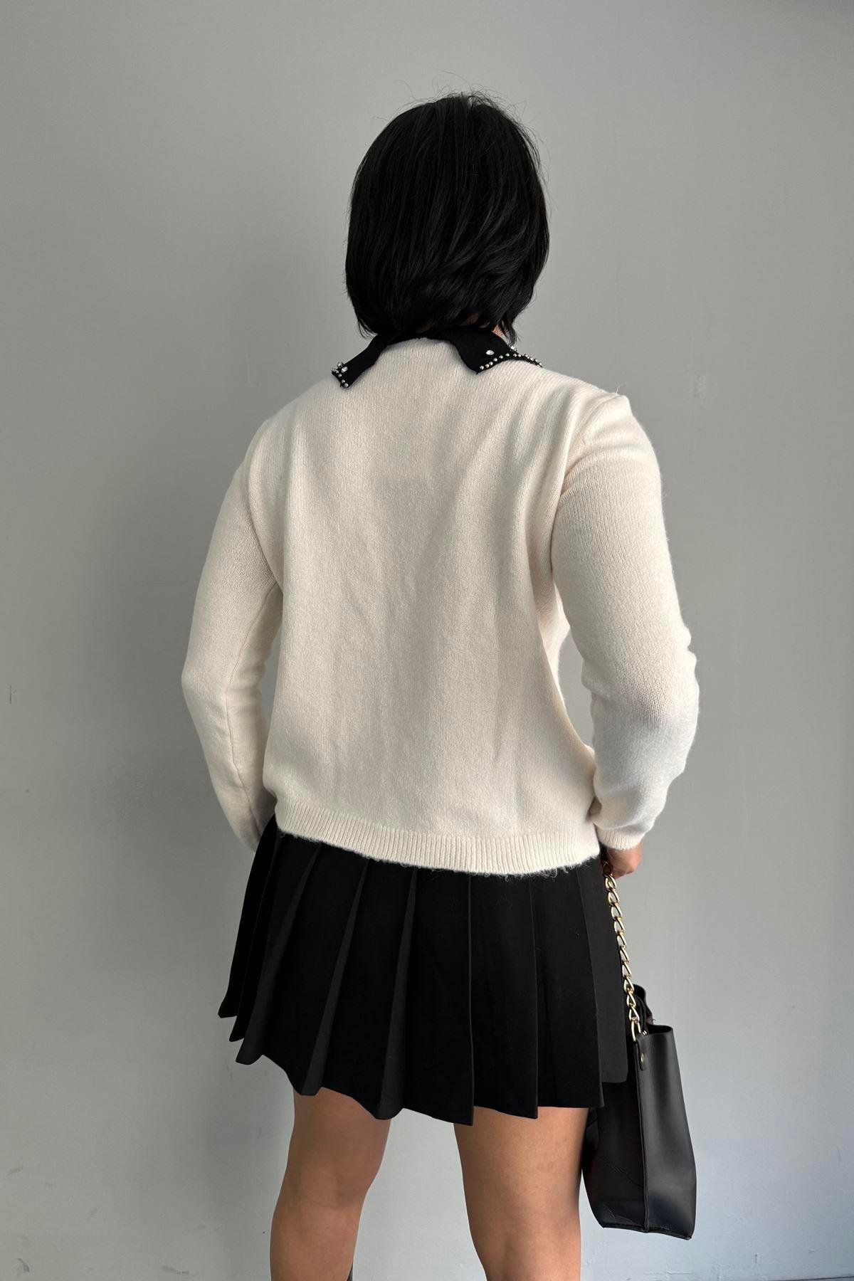 YAKA DETAYLI TRIKO KAZAK