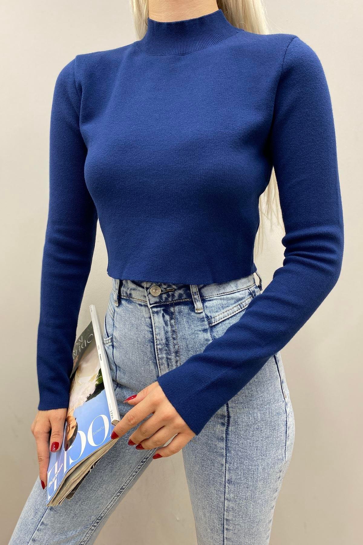 YARIM BALIKÇI CROP KAZAK