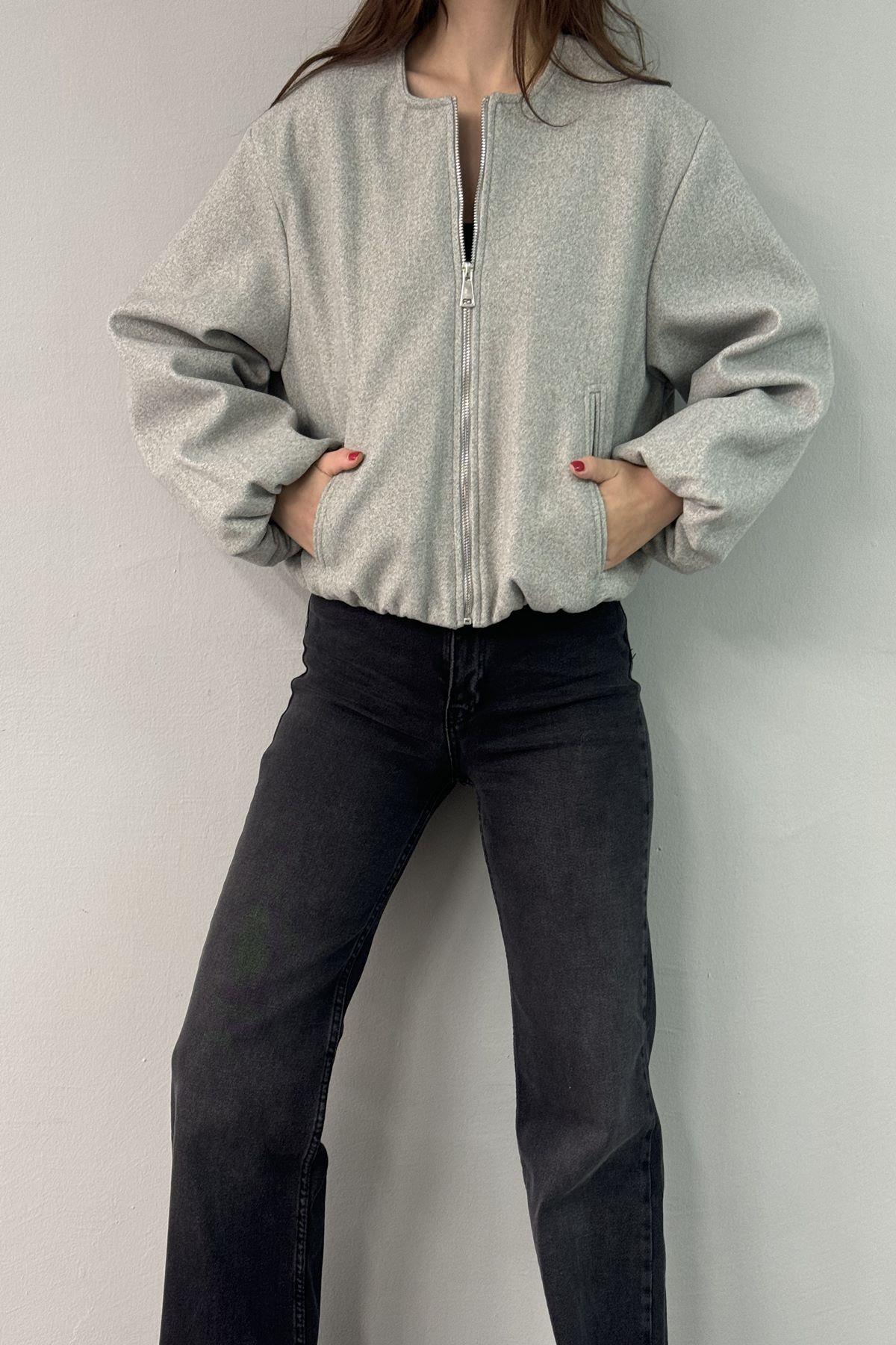 KAŞE BOMBER MONT