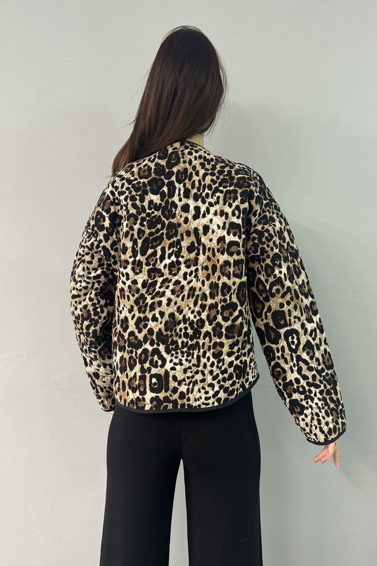 LEOPAR DESEN KALP İŞLEMELİ KAPITONE MONT
