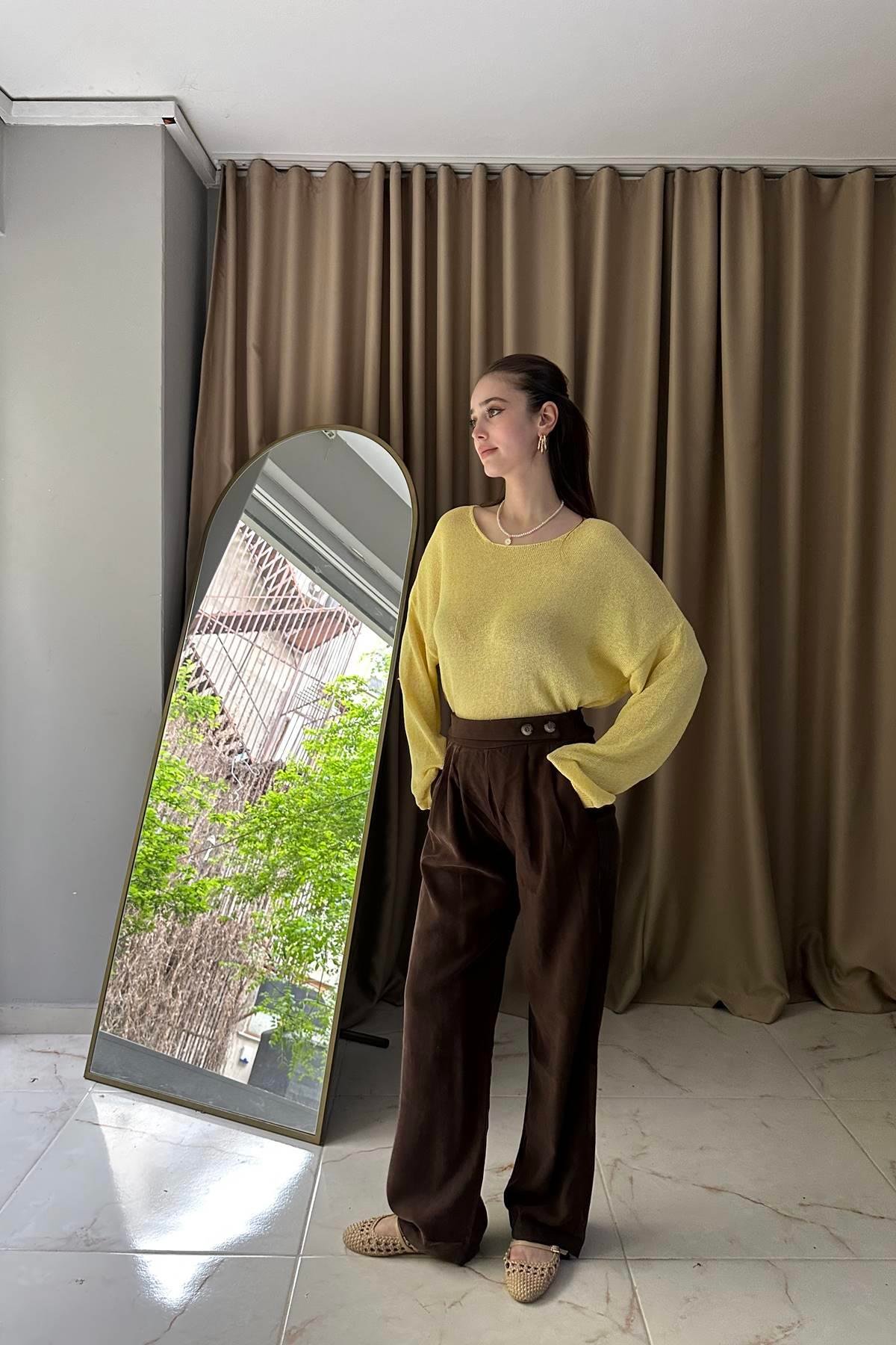BEL DÜĞME DETAY PİLELİ TENCEL PANTOLON