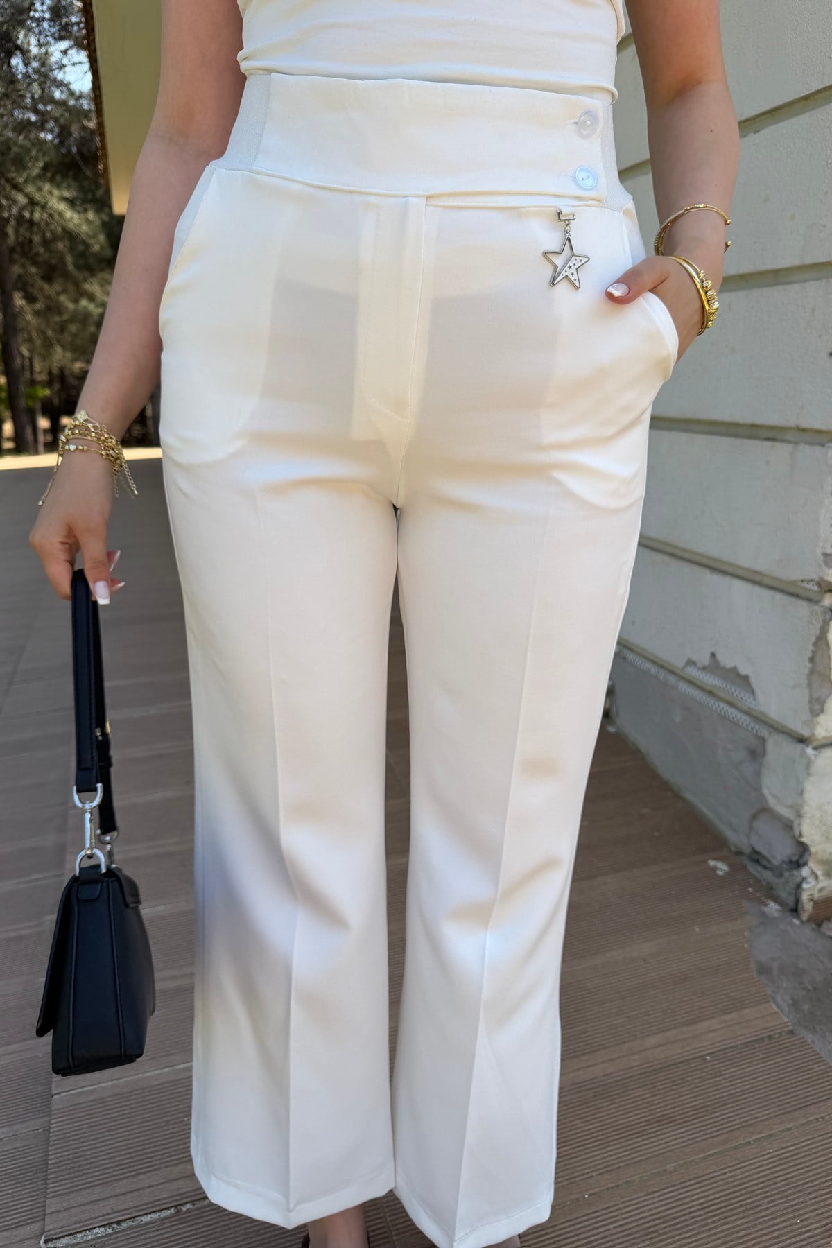 BEL RİBANA DETAYLI PANTOLON