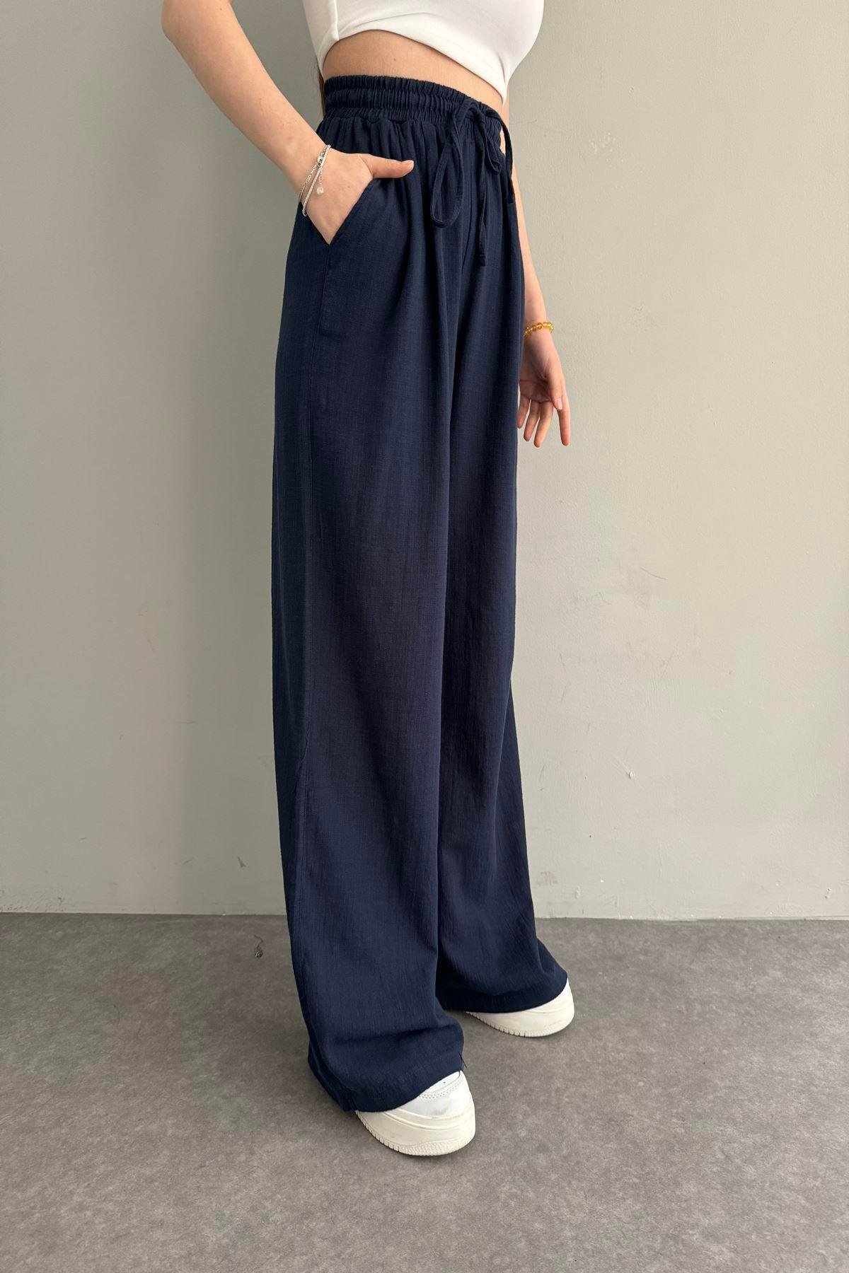 BELİ LASTİK DETAYLI PANTOLON