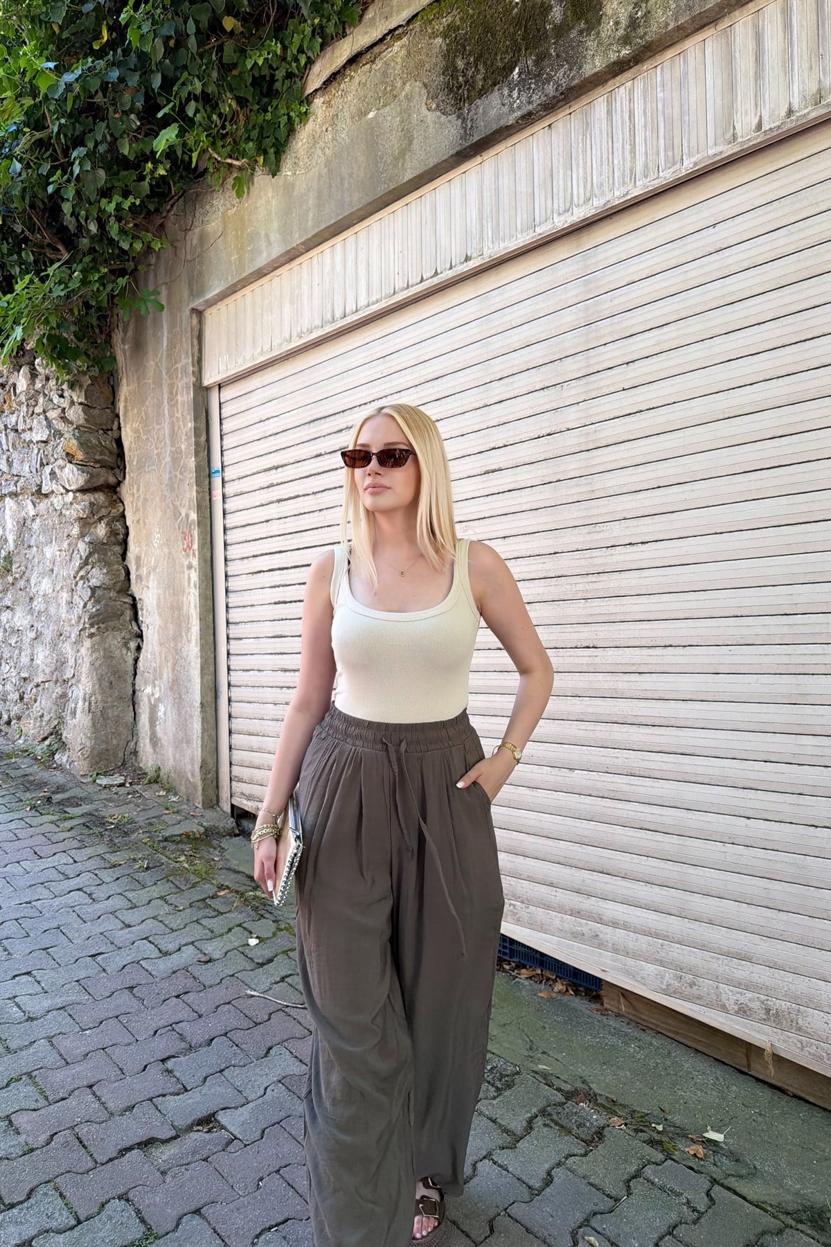 BELİ LASTİKLİ SALAŞ PANTOLON