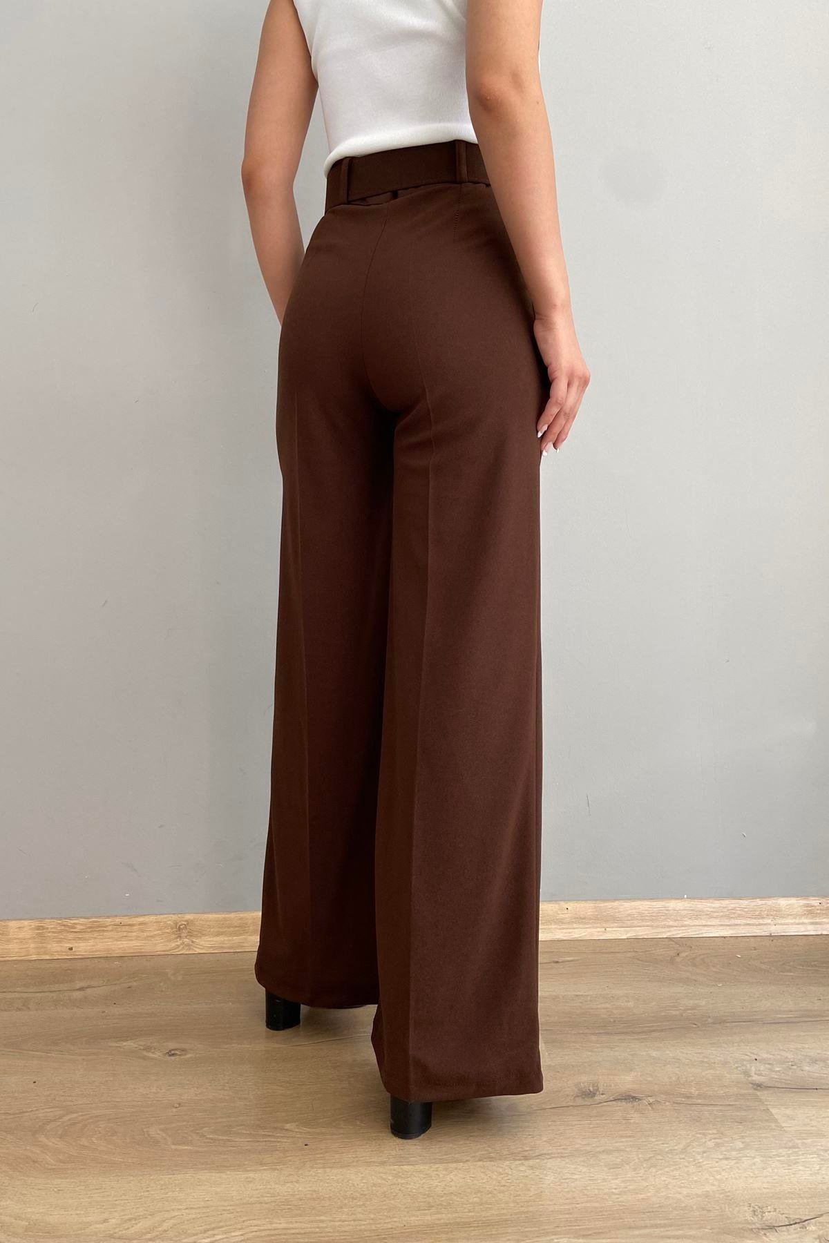 BOL PAÇA KEMERLİ PANTALON