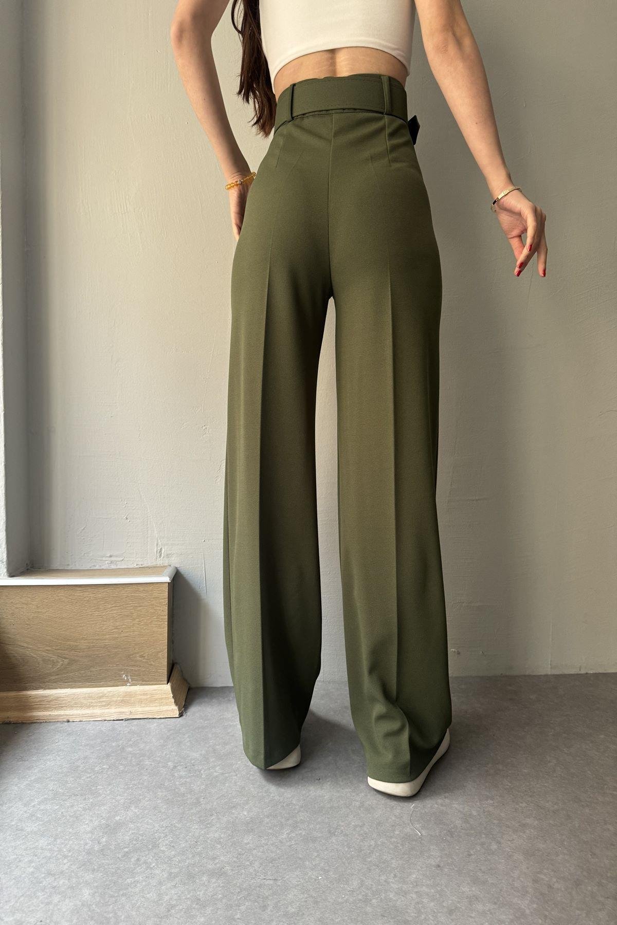 BOL PAÇA KEMERLİ PANTALON
