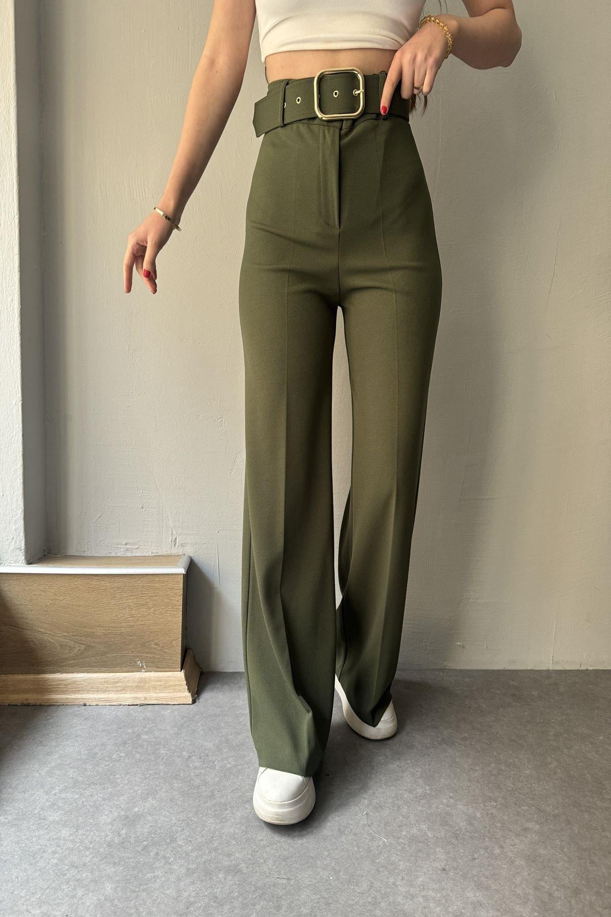 BOL PAÇA KEMERLİ PANTALON