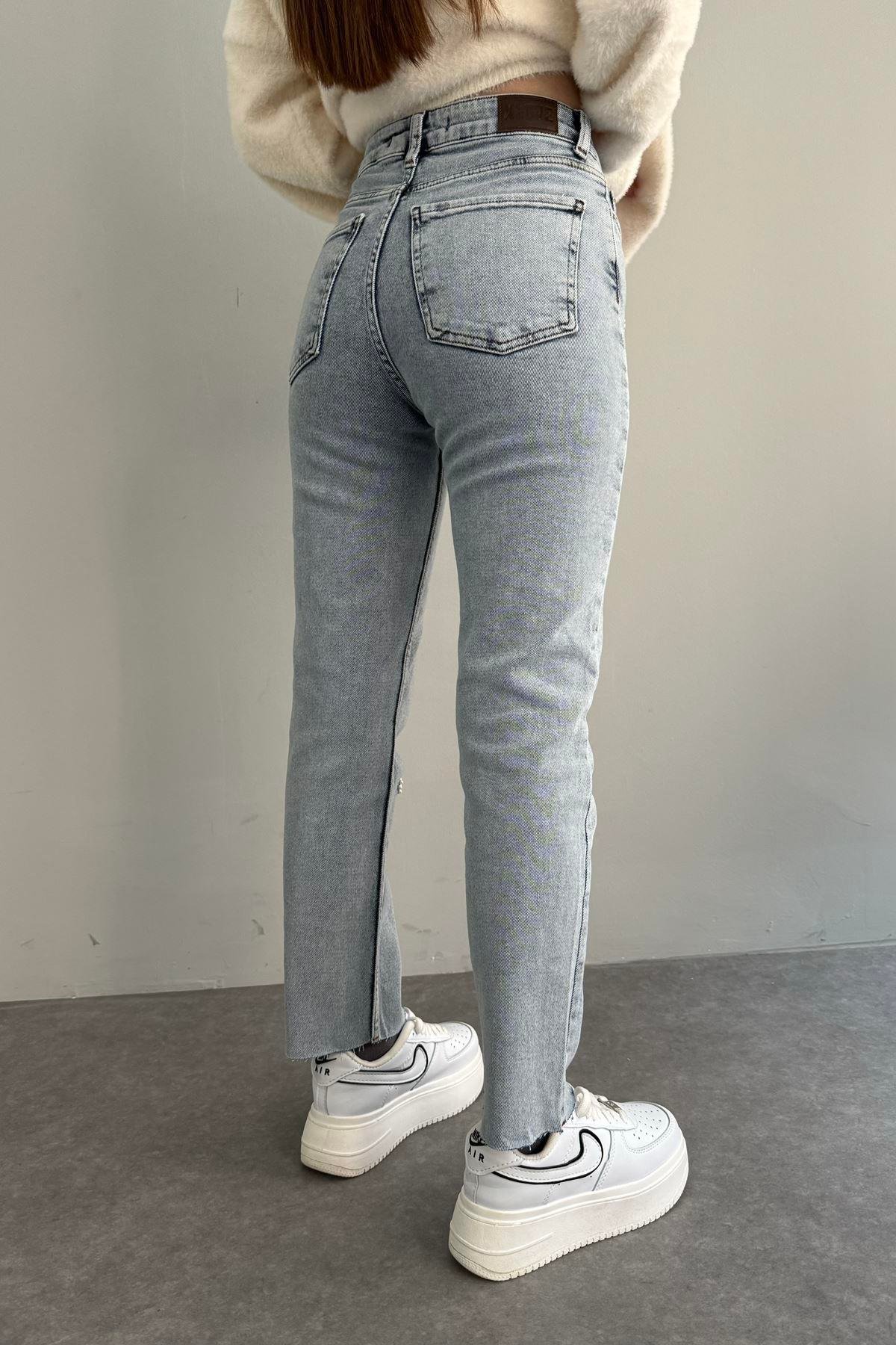İNCİ TAŞLI ÇİÇEK DESEN MOM KOT PANTOLON