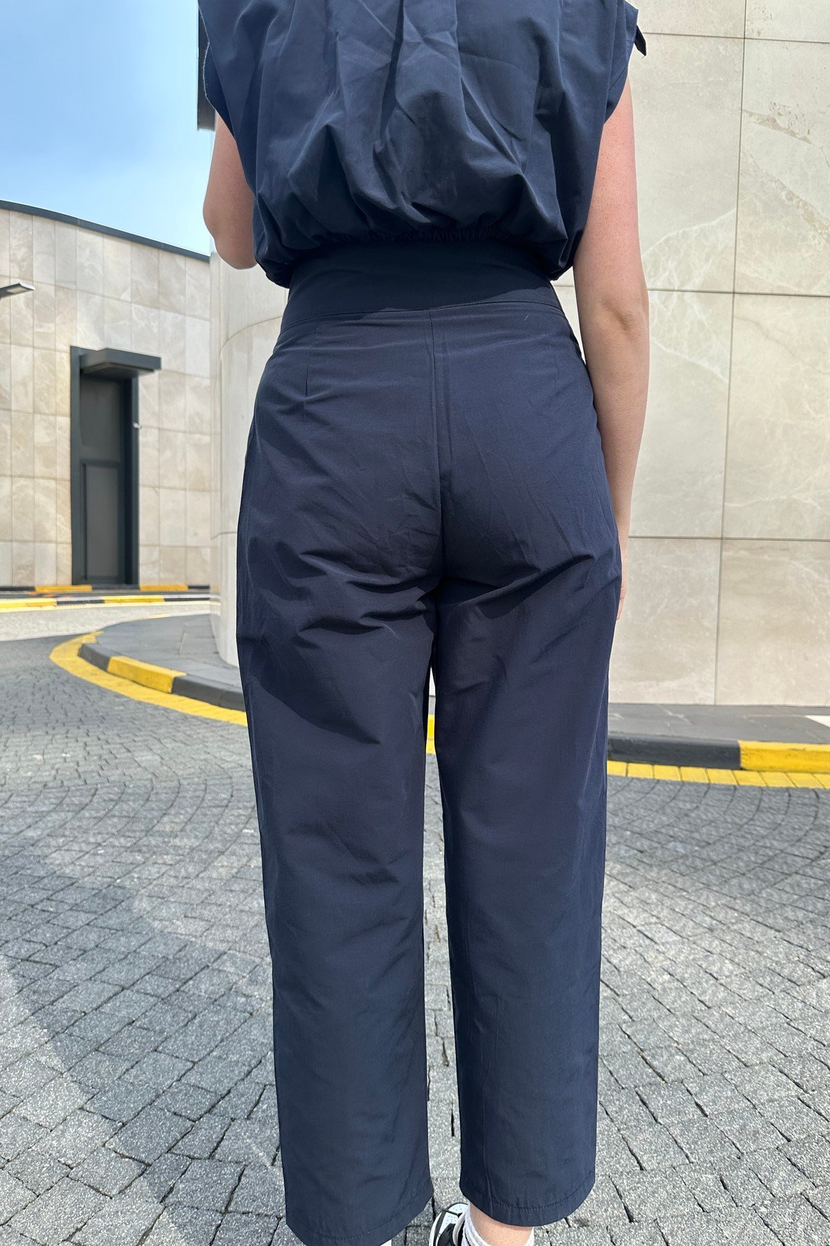 KEMER DETAYLI YÜKSEK BEL PANTOLON