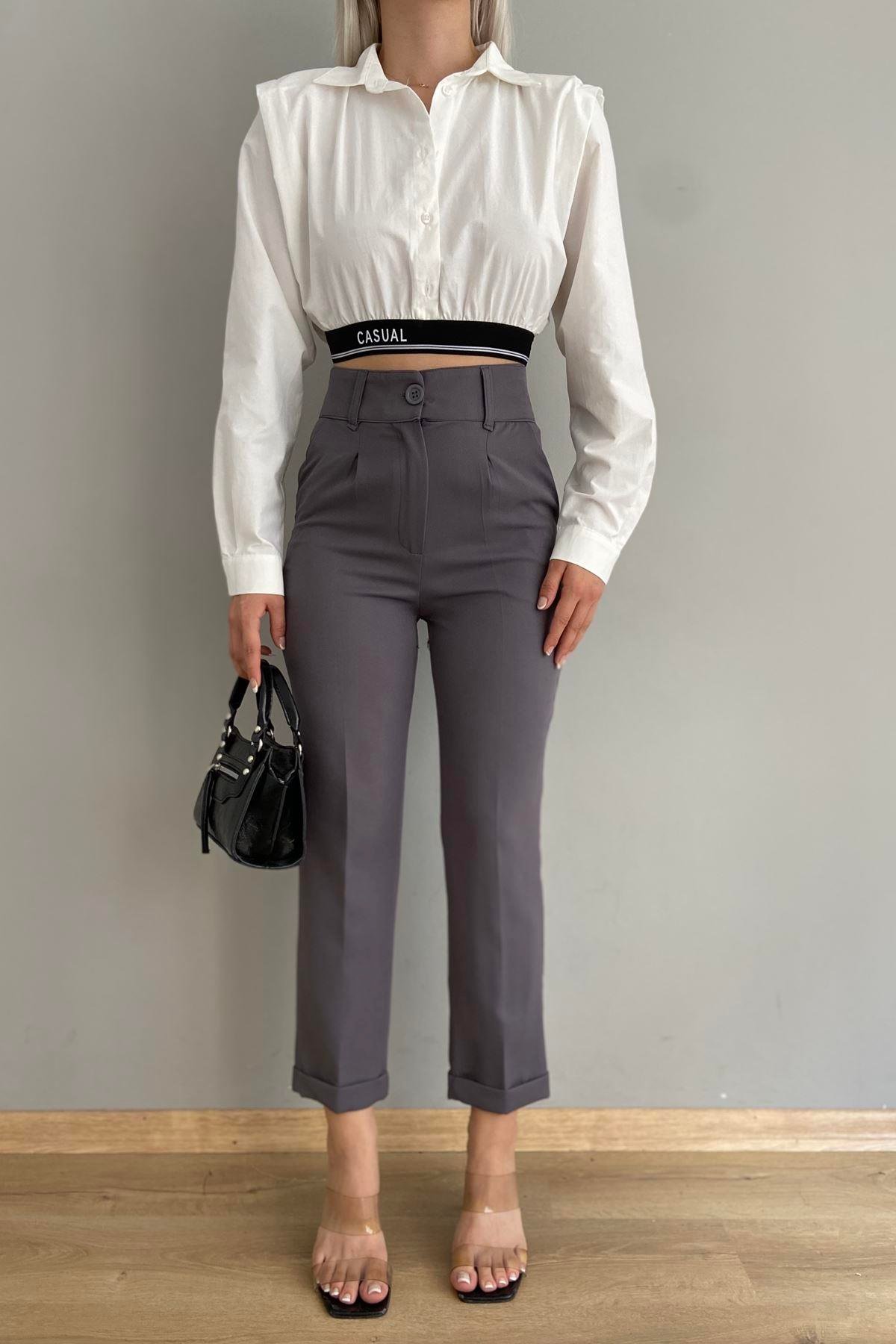 KEMERİ TEK PİLE DUBLE PAÇA PANTOLON