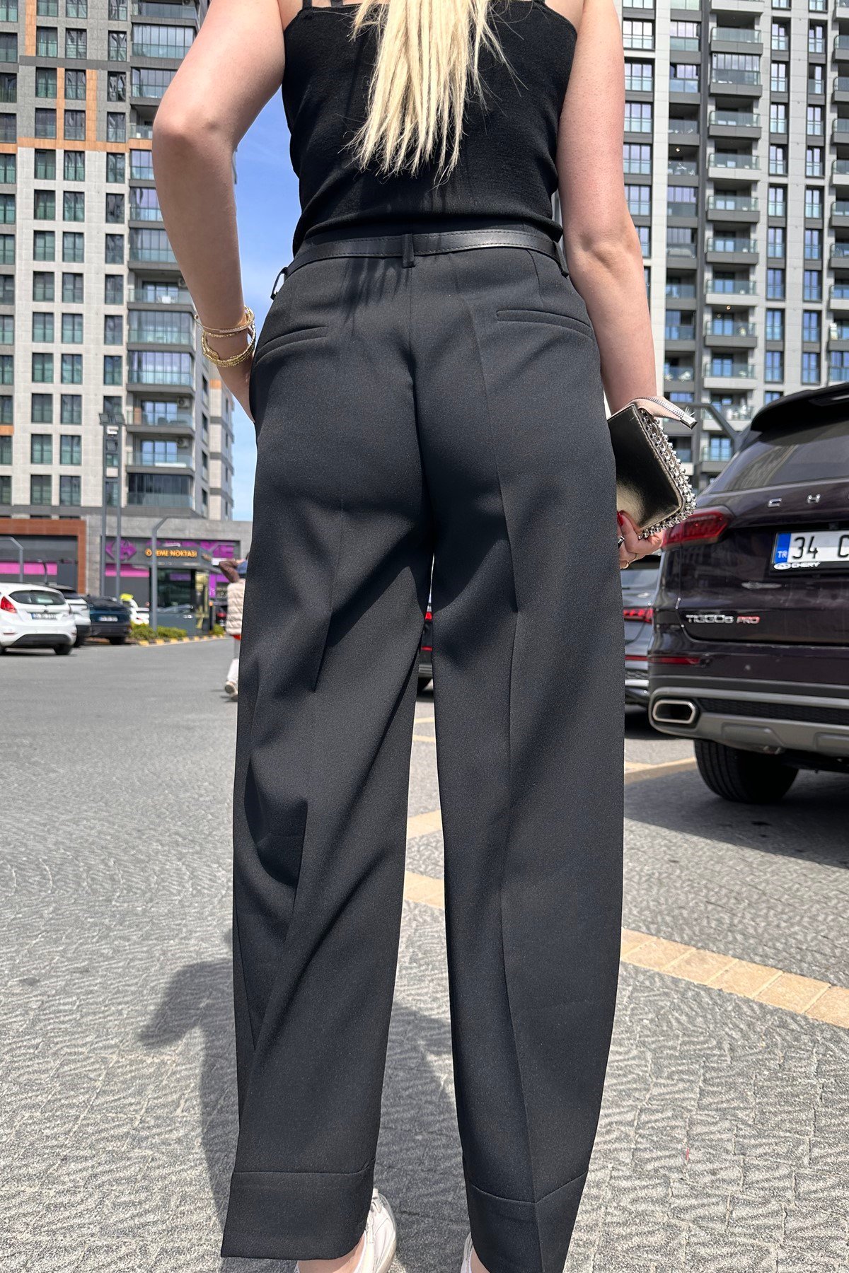 KEMERLİ DUBLE PAÇA PANTOLON