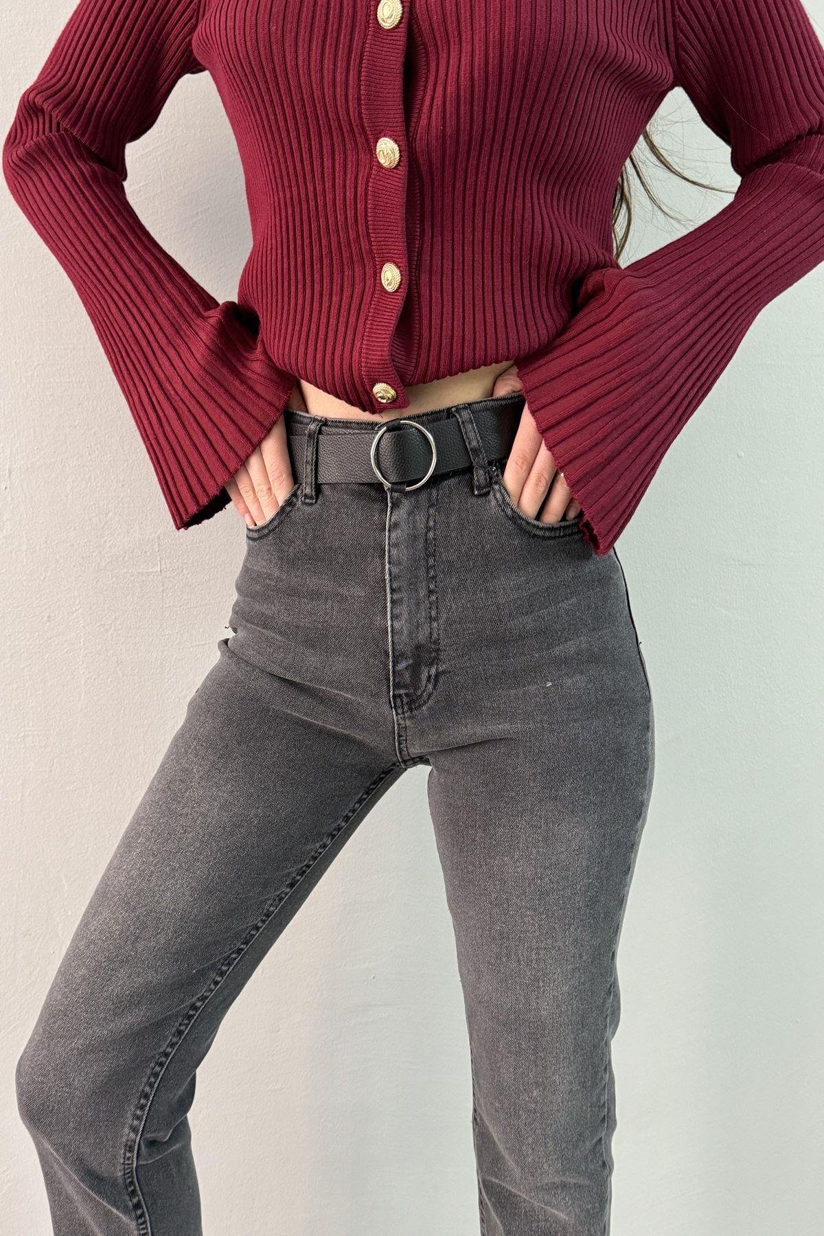 KEMERLİ PAÇA UCU KESİK PANTOLON