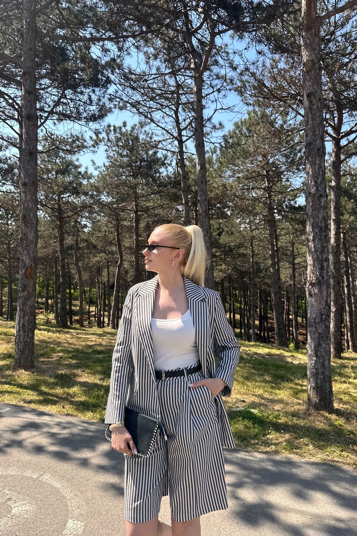 KEMERLİ PİLELİ BERMUDA