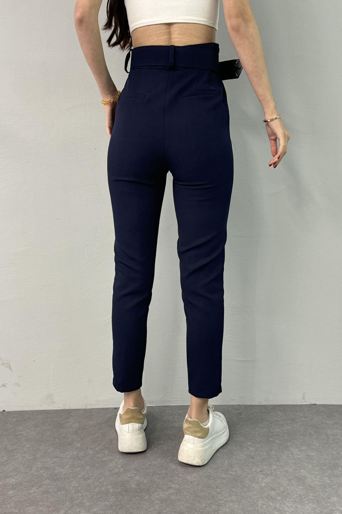 KEMERLİ TEK PİLE PANTALON