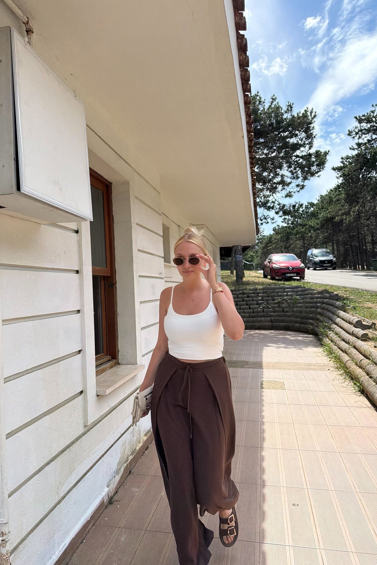 KUŞAKLI BEL BAĞLAMALI KETEN PANTOLON