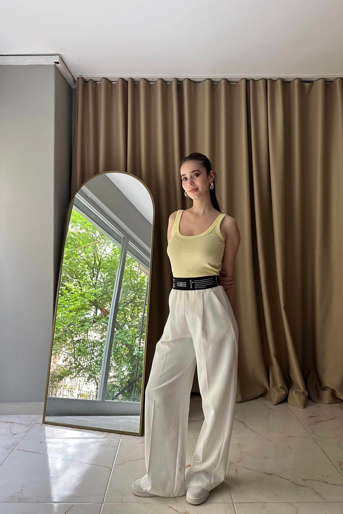 LASTİK DETAY PANTOLON