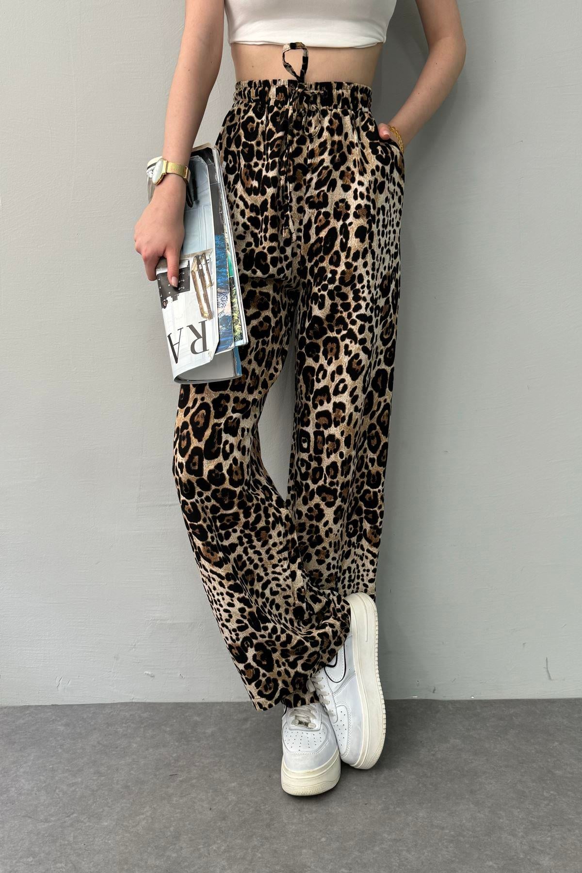 LEOPAR DESEN BAĞCIKLI PANTOLON