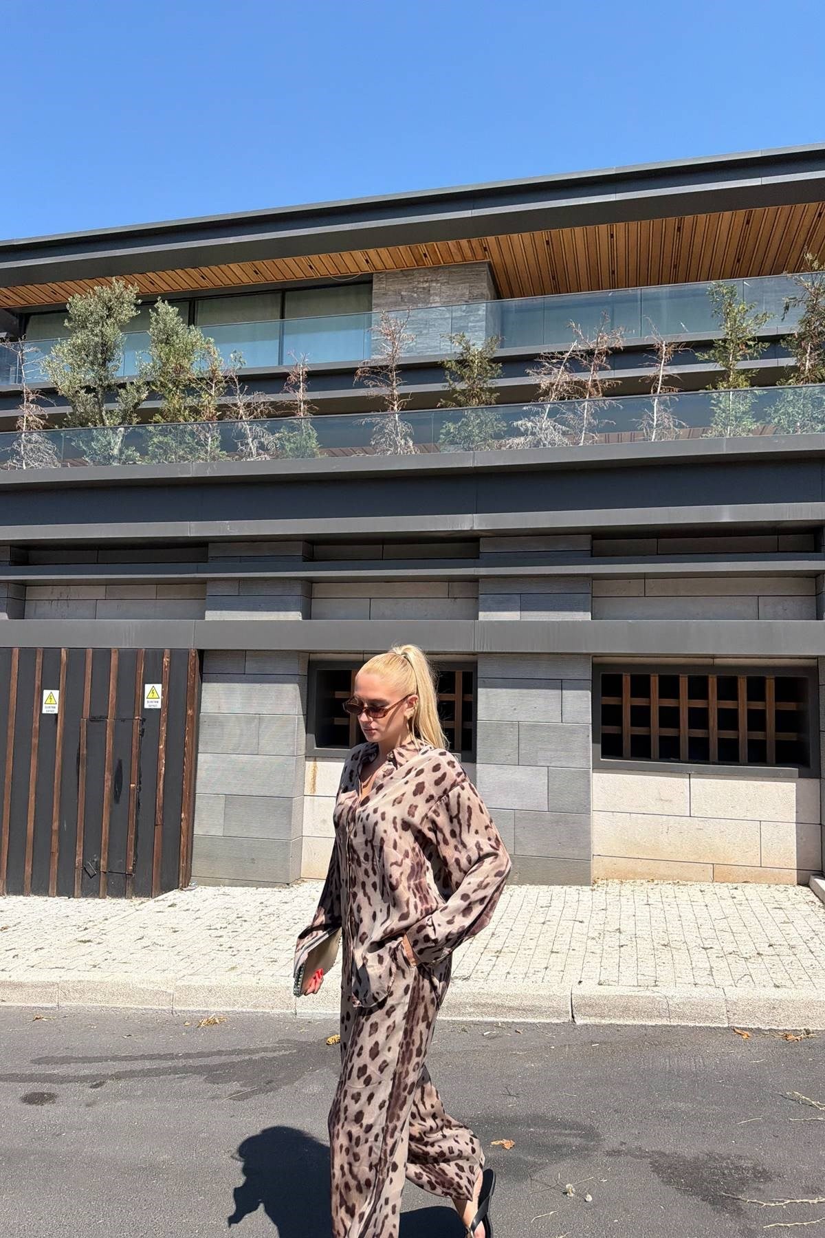 LEOPAR DESEN BAĞCIKLI PANTOON