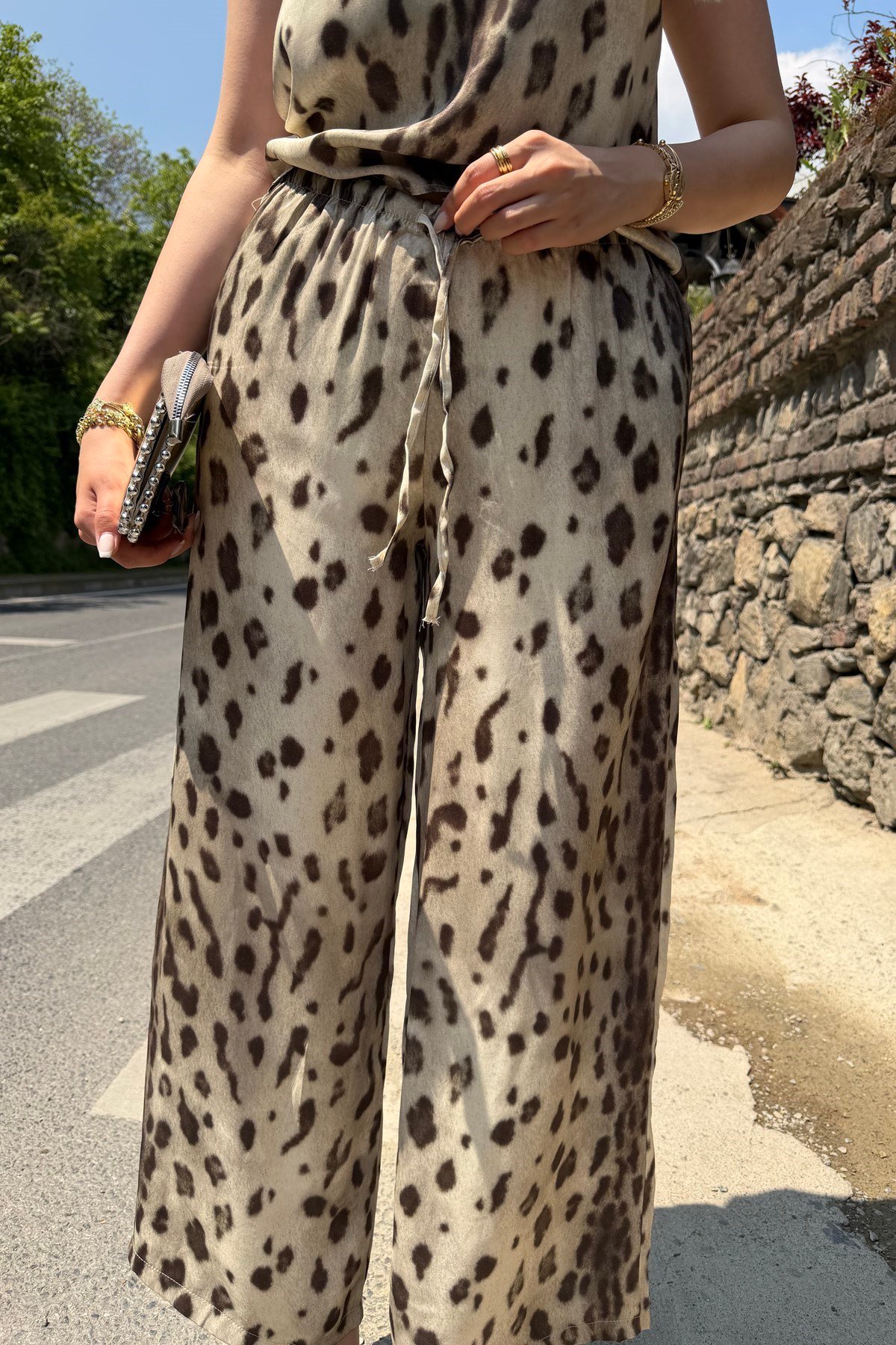 LEOPAR DESEN SATEN PANTOLON
