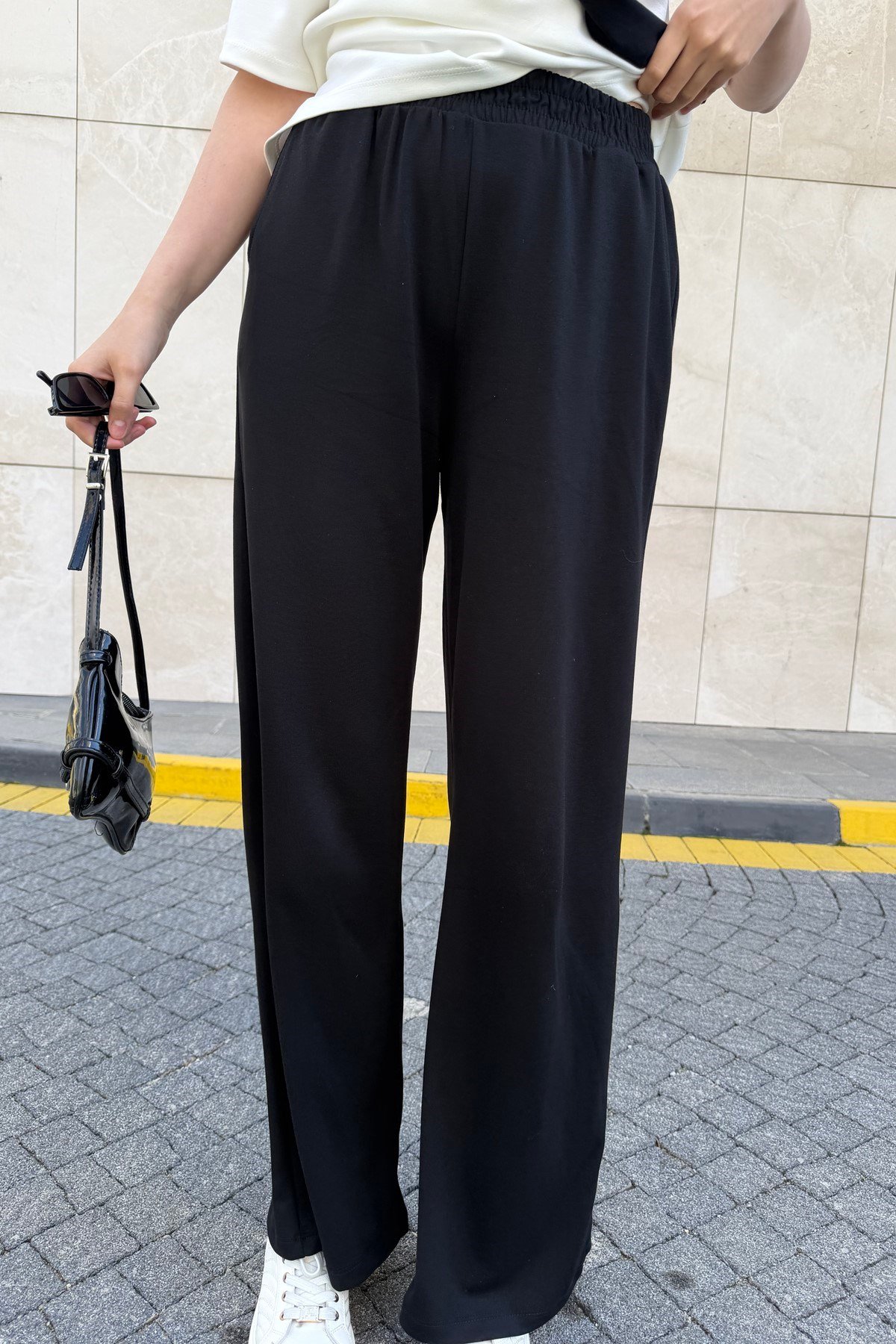 FULAR DETAYLI TSHIRT PANTOLON TAKIM
