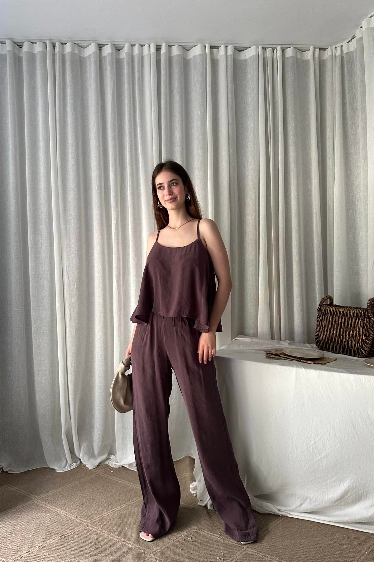 İP ASKILI BLUZ PANTOLON TAKIM