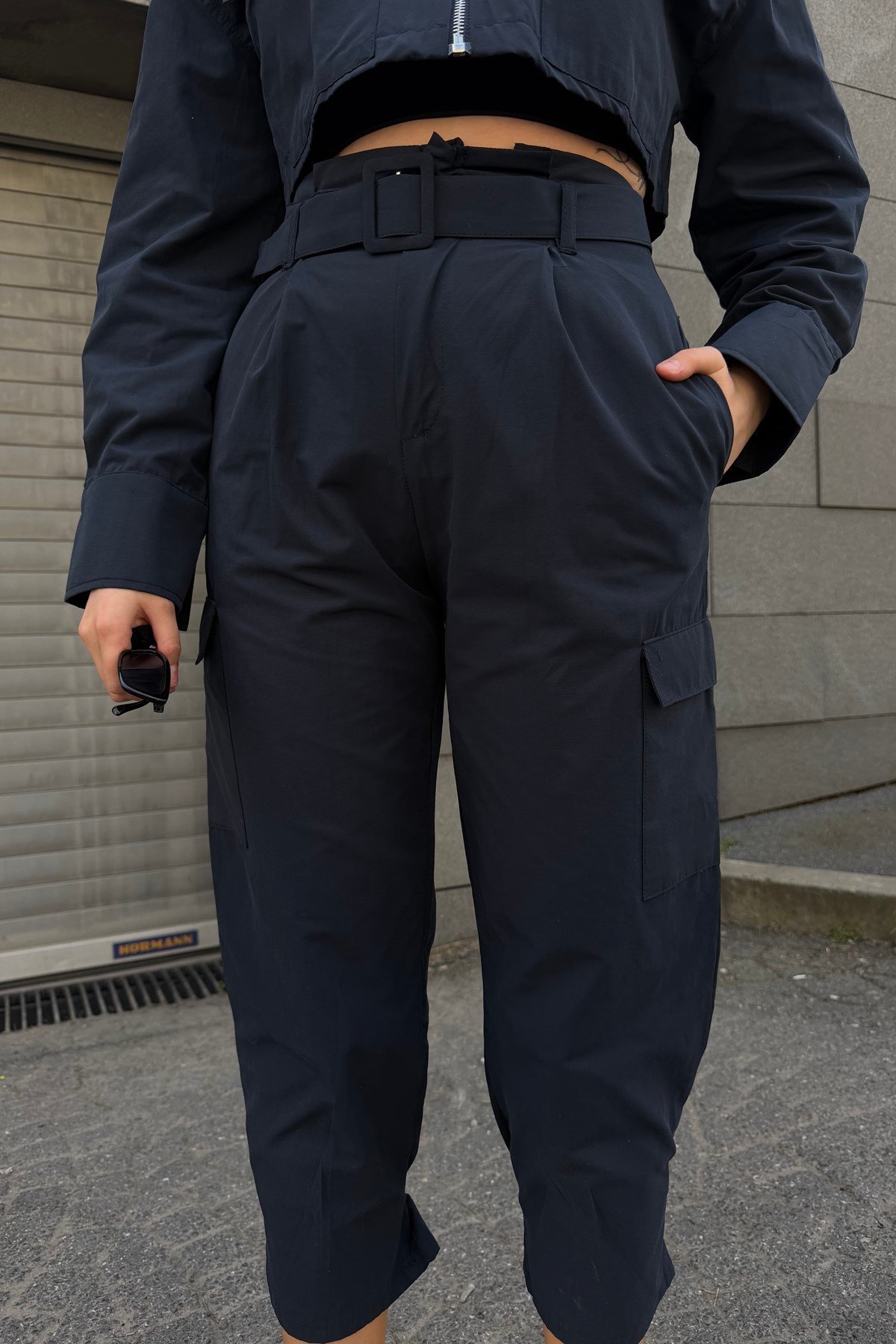 PARAŞÜT KUMAŞ CROP MONT PANTOLON TAKIM
